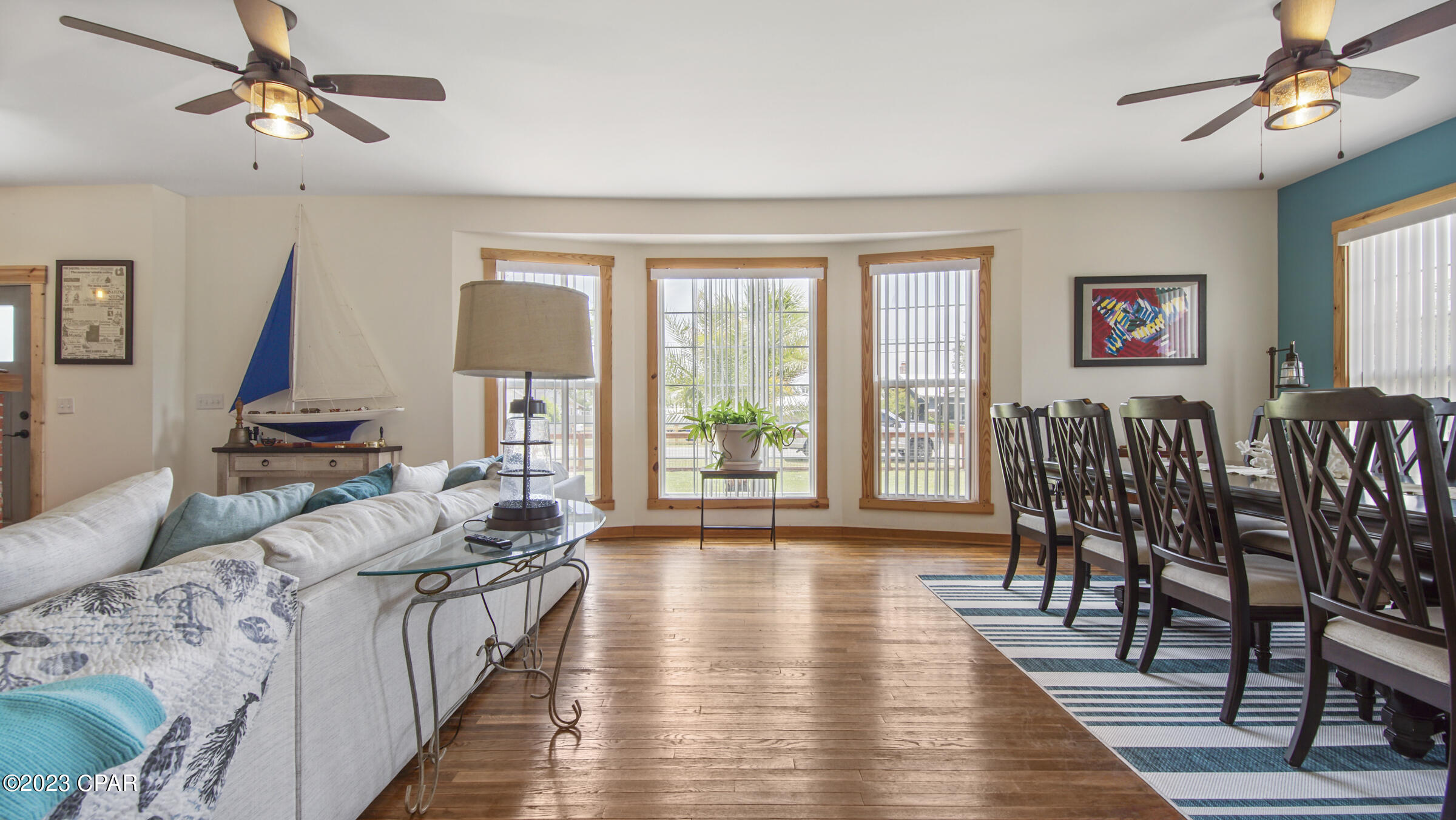 Image 9 For 930 Grace Avenue