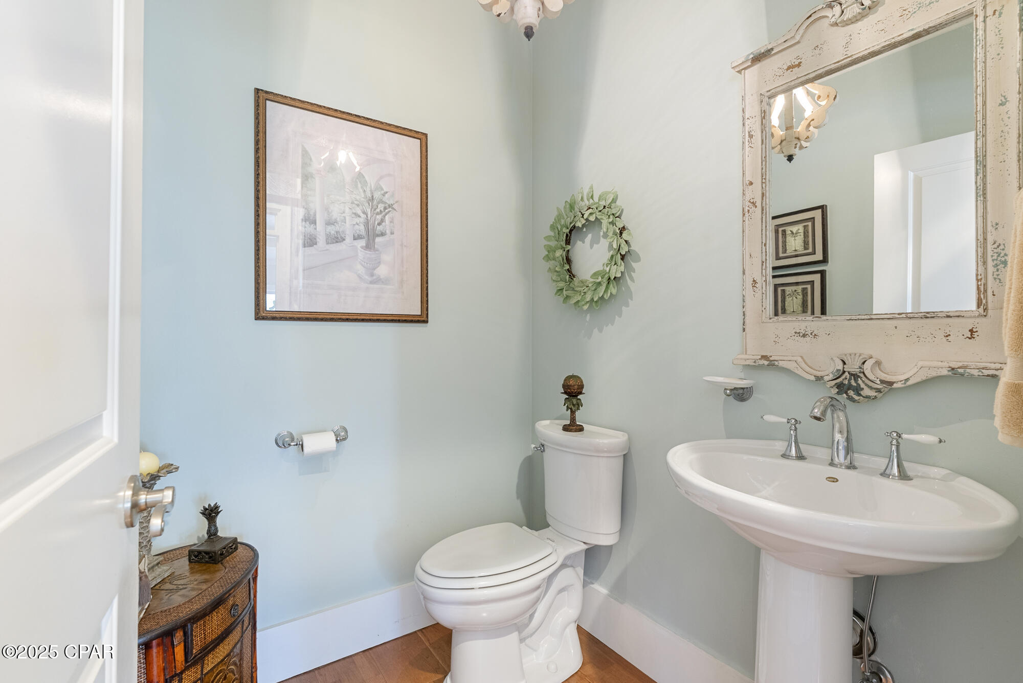 Image 29 For 16237 Innerarity Point Road