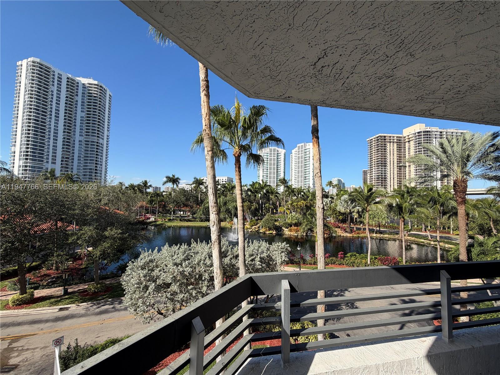 Mystic Pointe Condo No Th