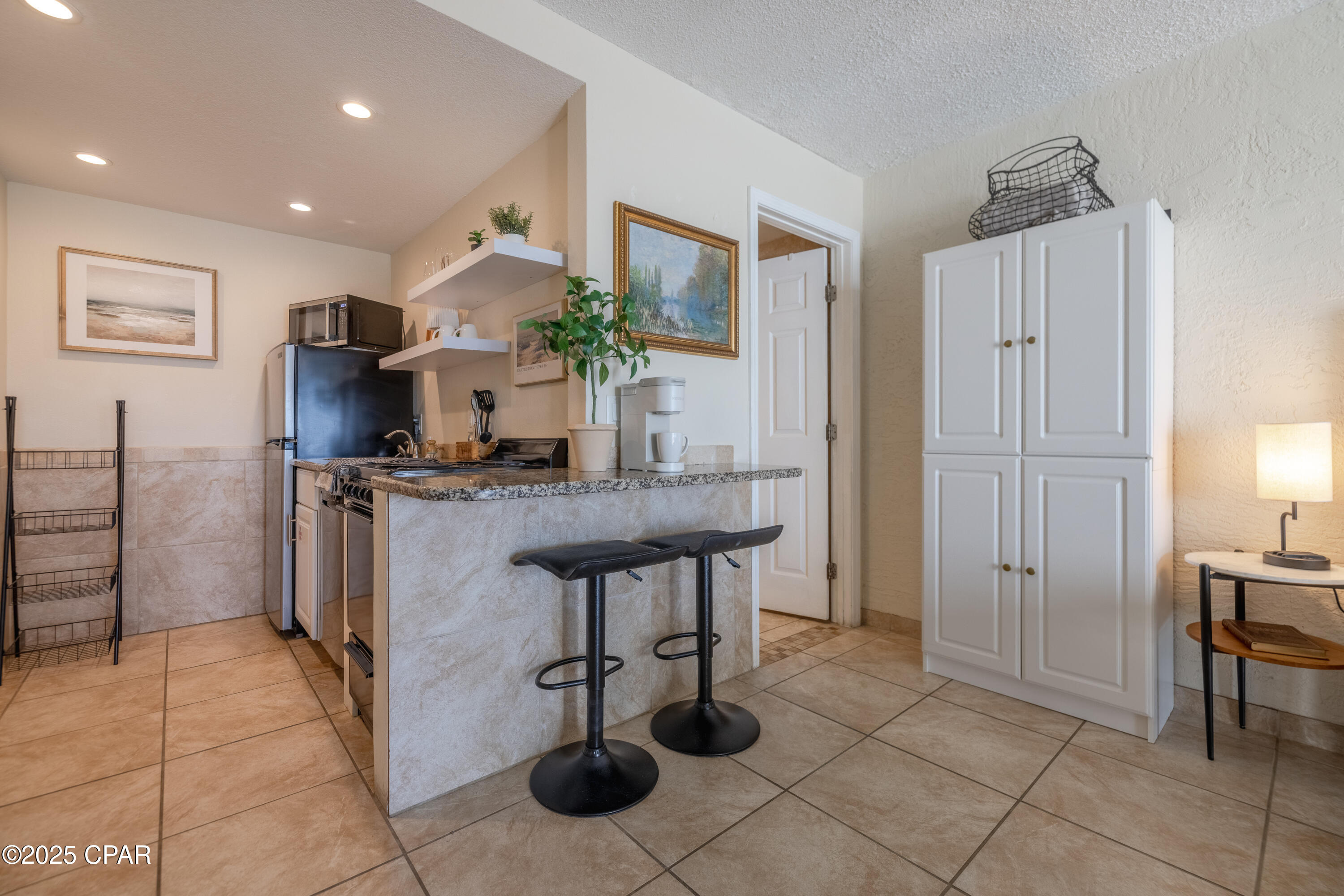 Image 13 For 15617 Front Beach Road C15