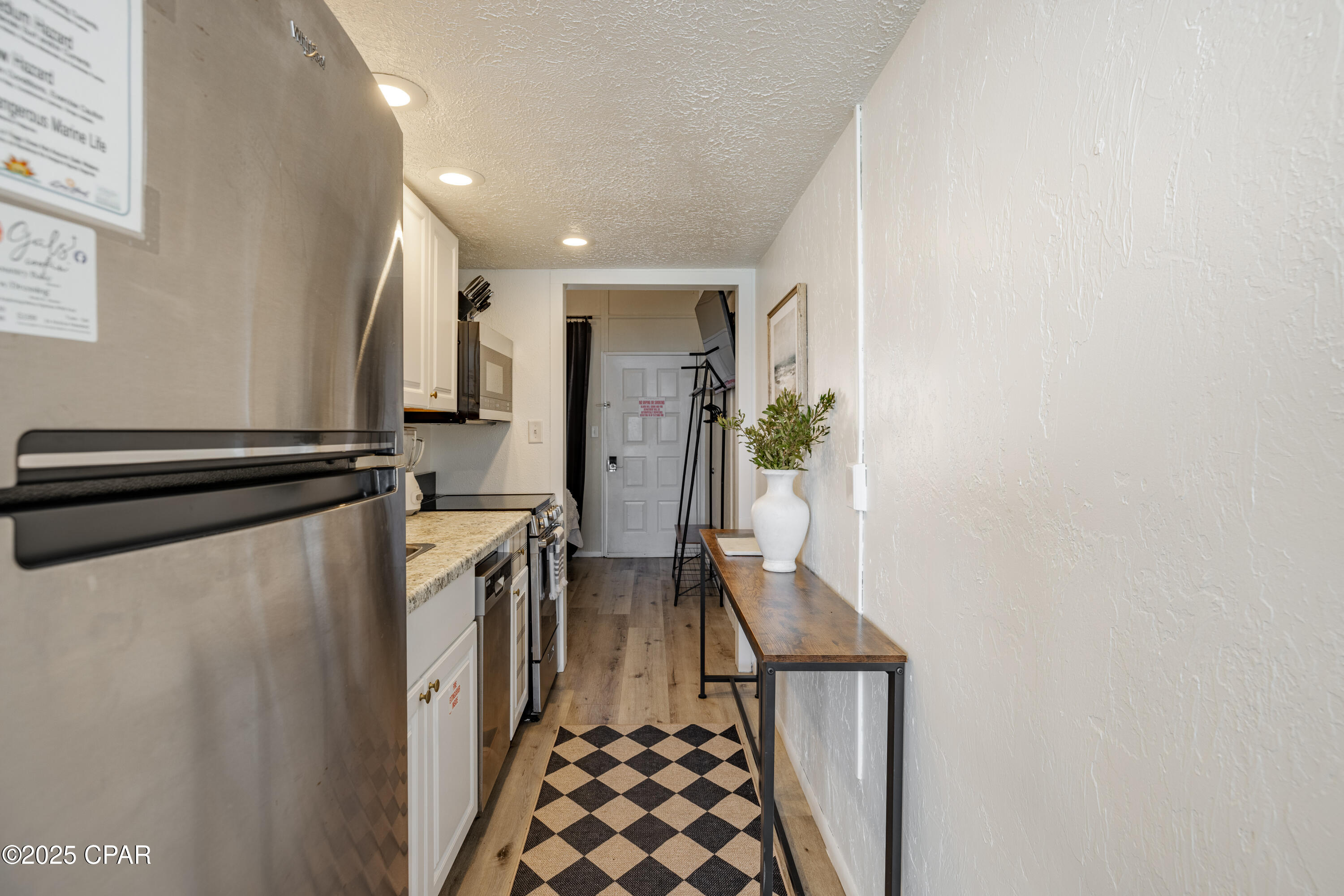 Image 14 For 15617 Front Beach  313