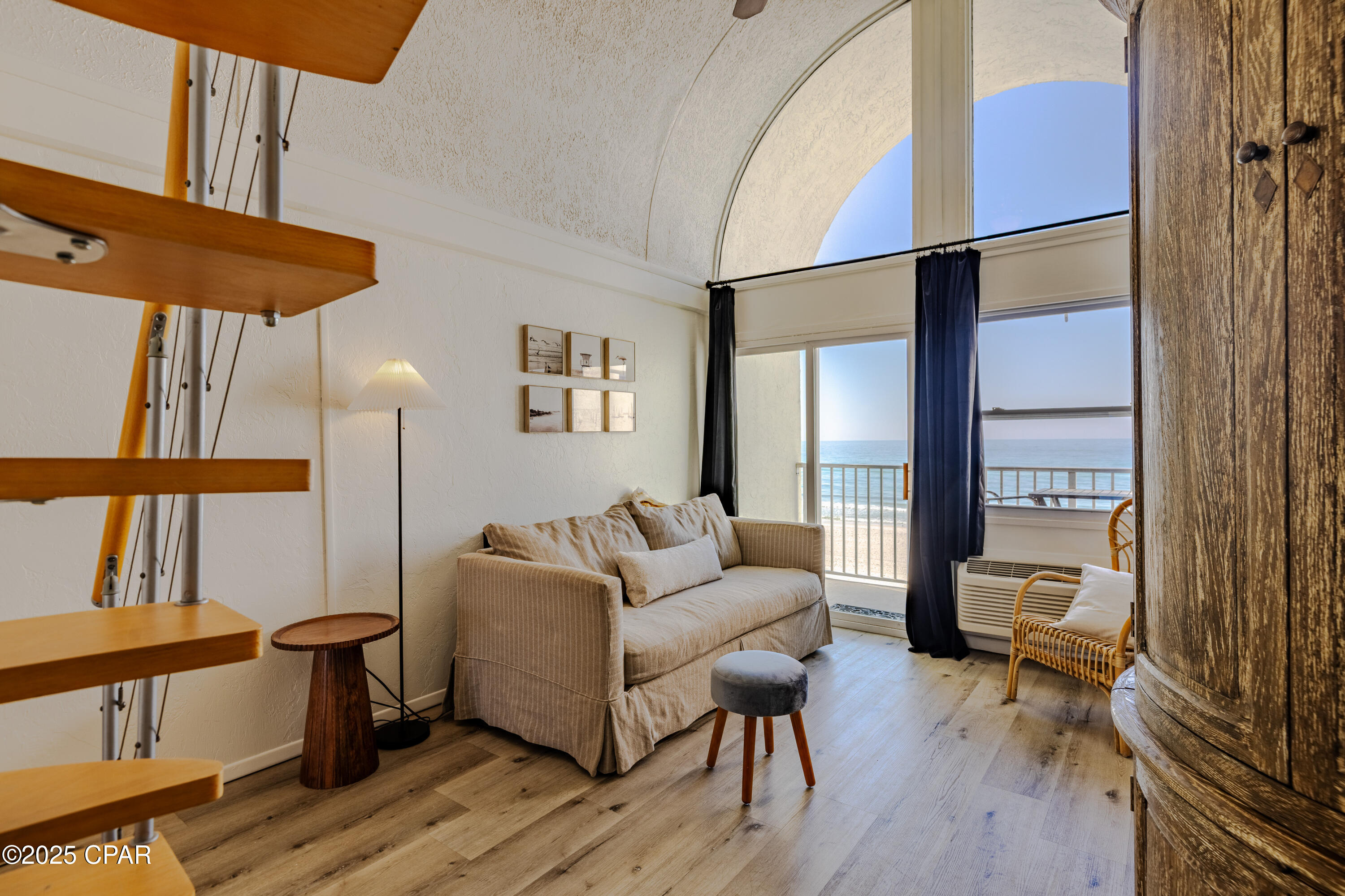 Image 6 For 15617 Front Beach  313