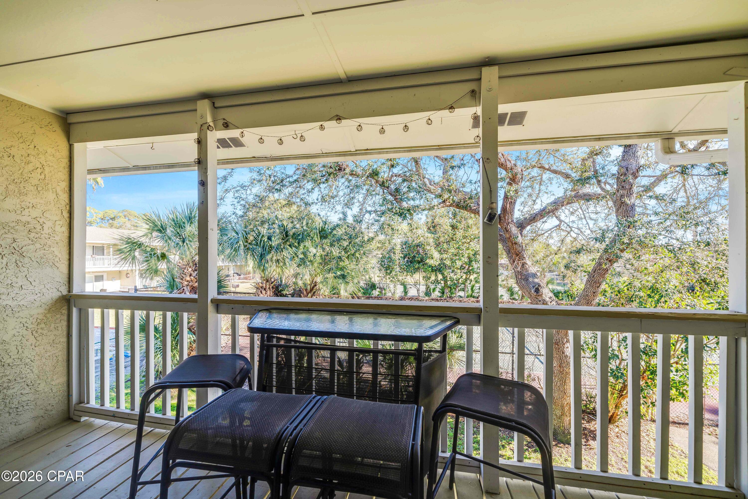 Image 19 For 6903 Lagoon Drive 27