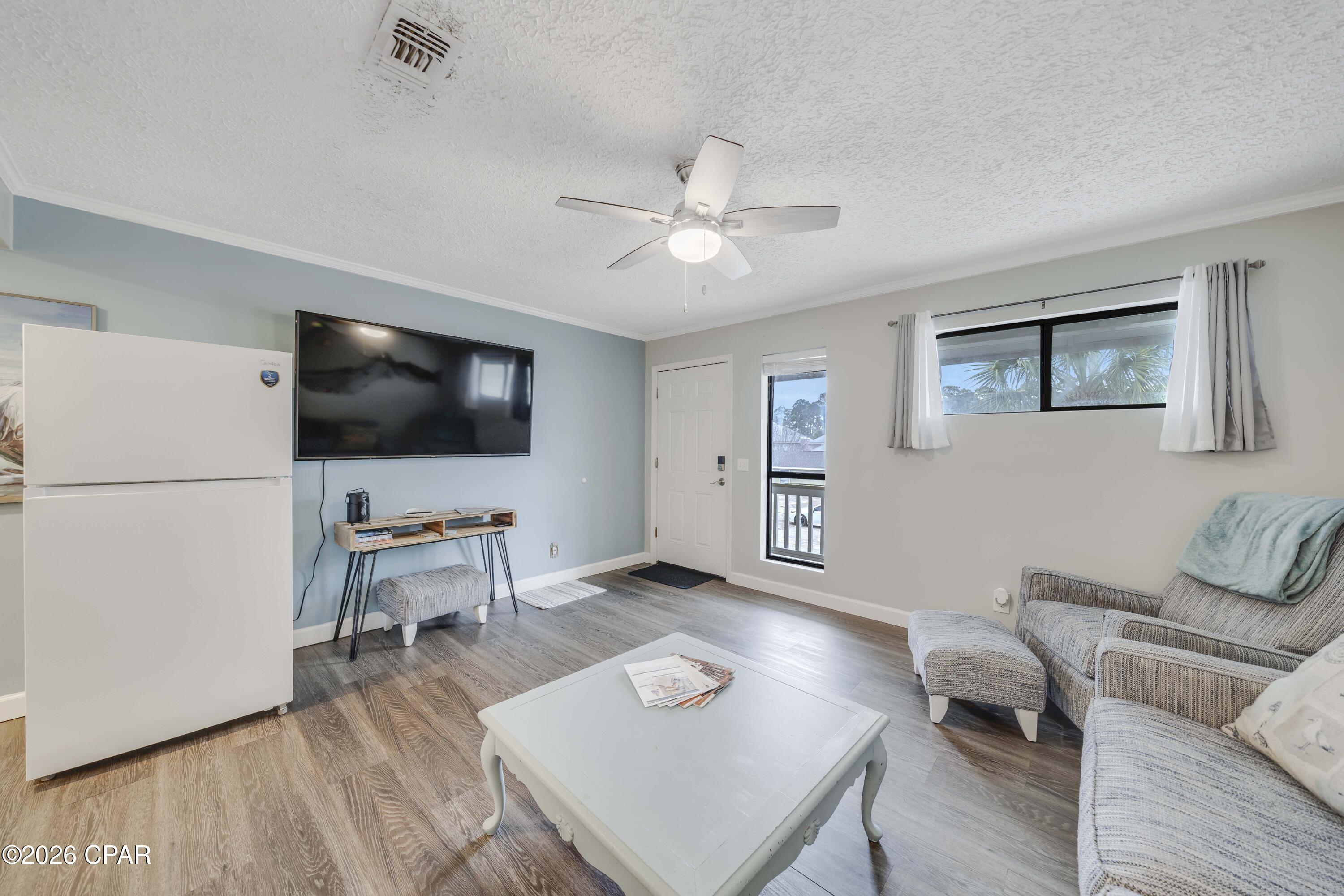 Image 4 For 6903 Lagoon Drive 27