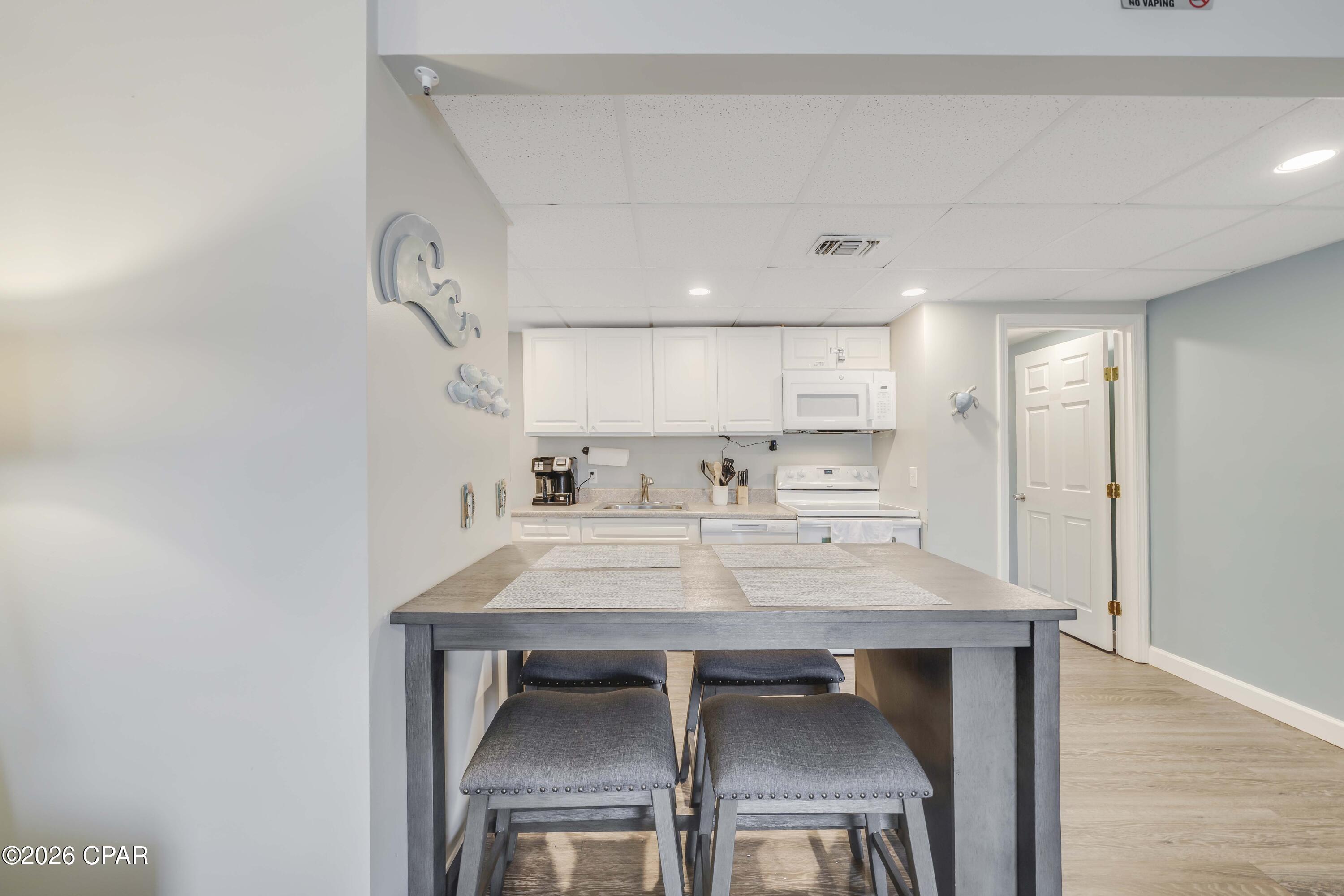 Image 6 For 6903 Lagoon Drive 27