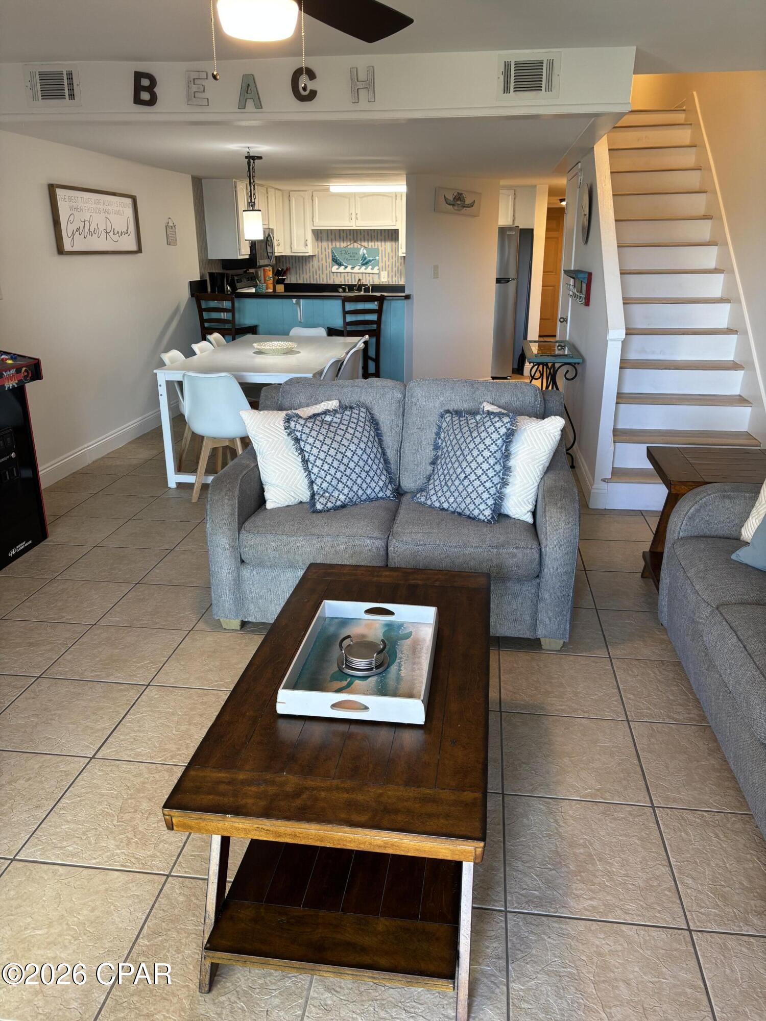 Image 14 For 8727 Thomas Drive A15