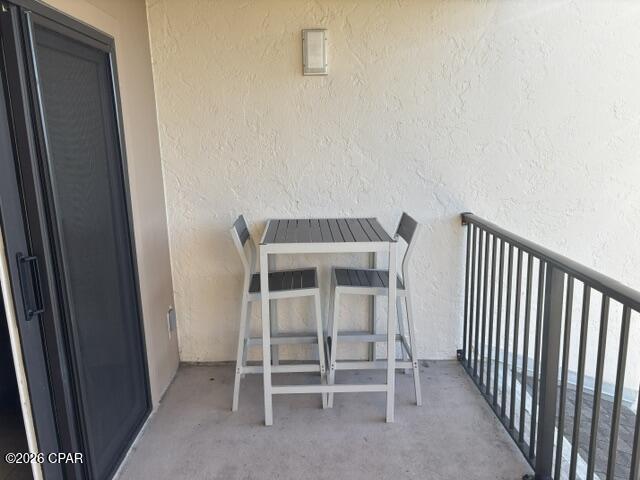 Image 16 For 8727 Thomas Drive A15