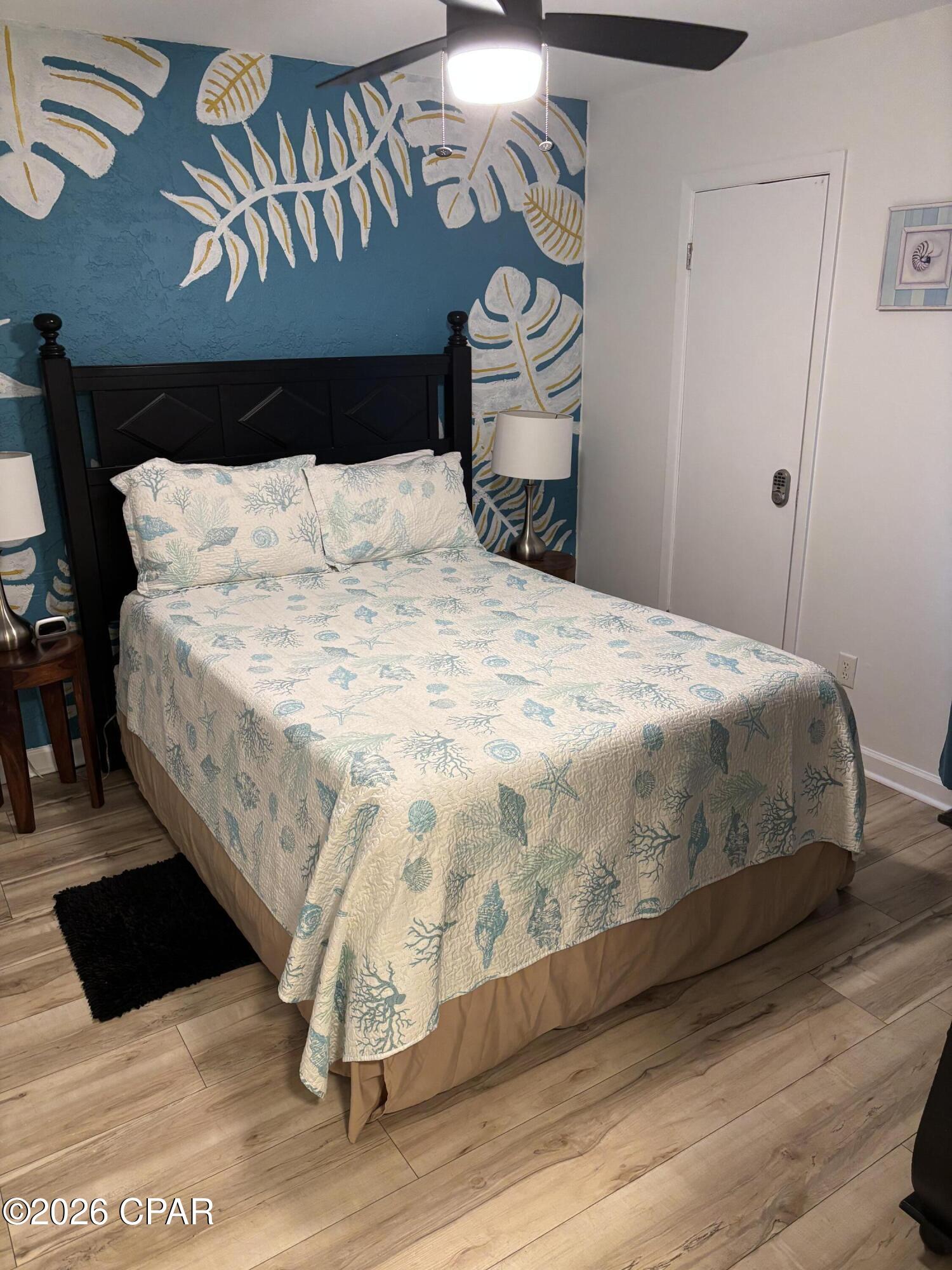 Image 2 For 8727 Thomas Drive A15