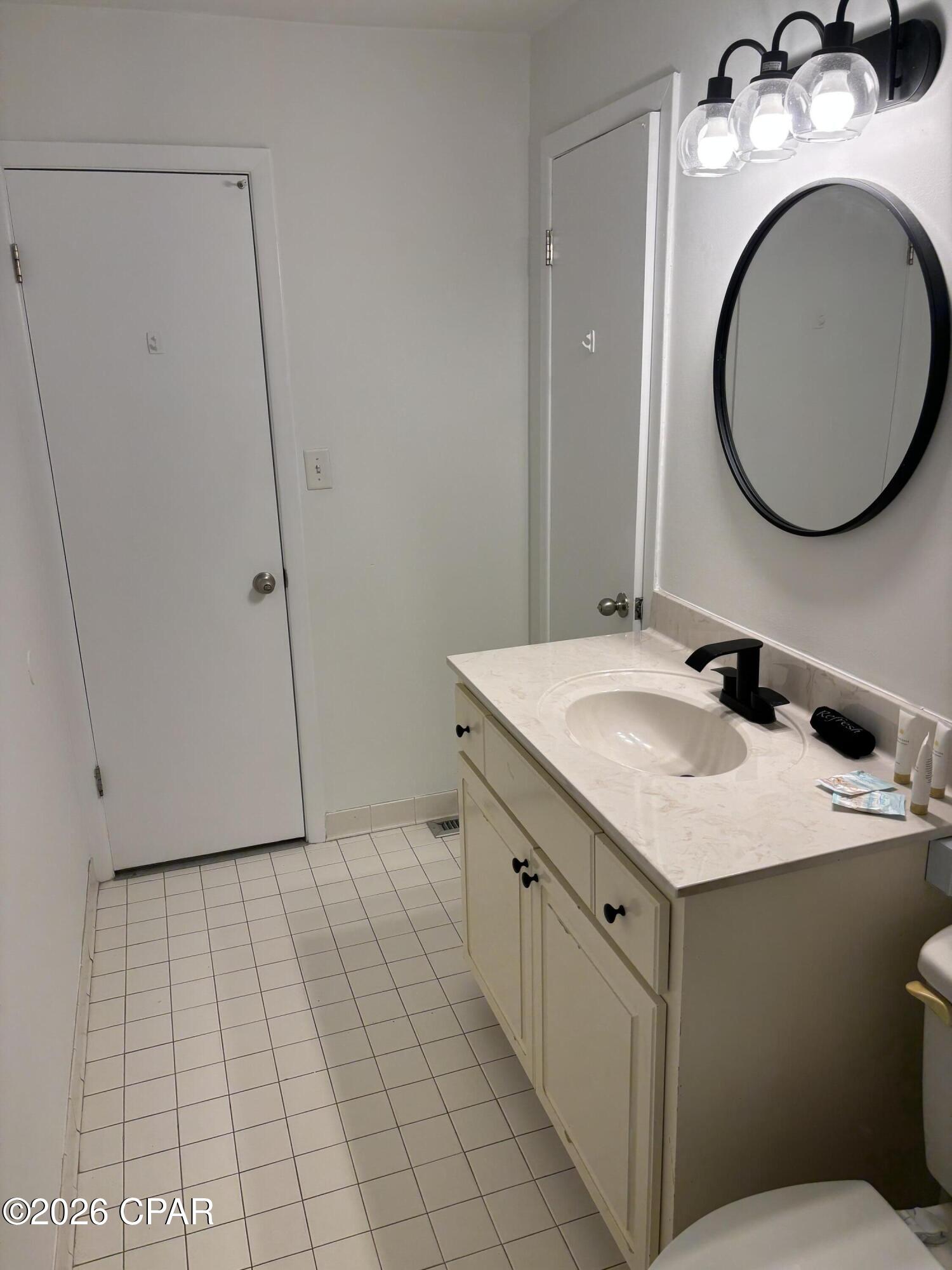 Image 23 For 8727 Thomas Drive A15