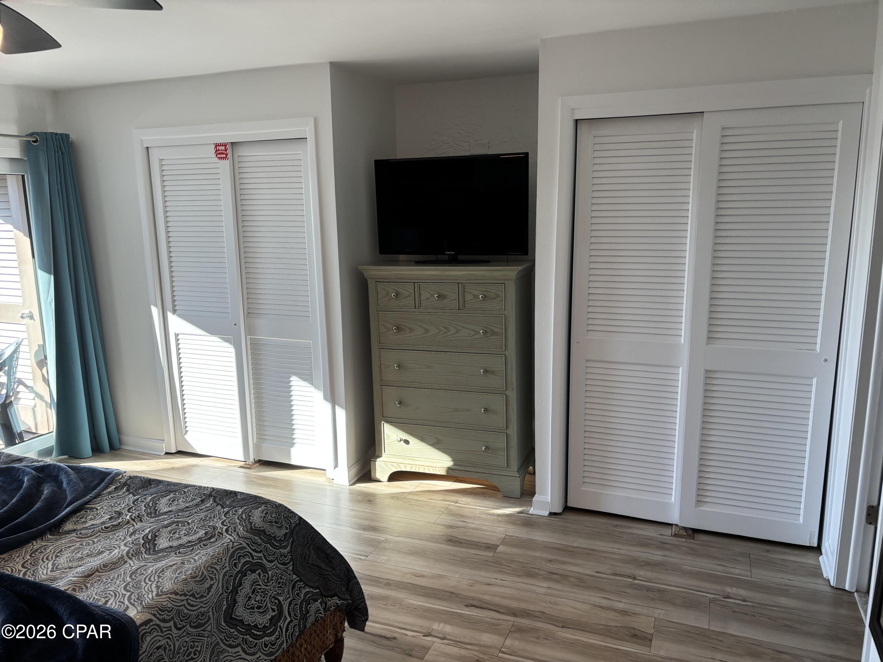 Image 27 For 8727 Thomas Drive A15