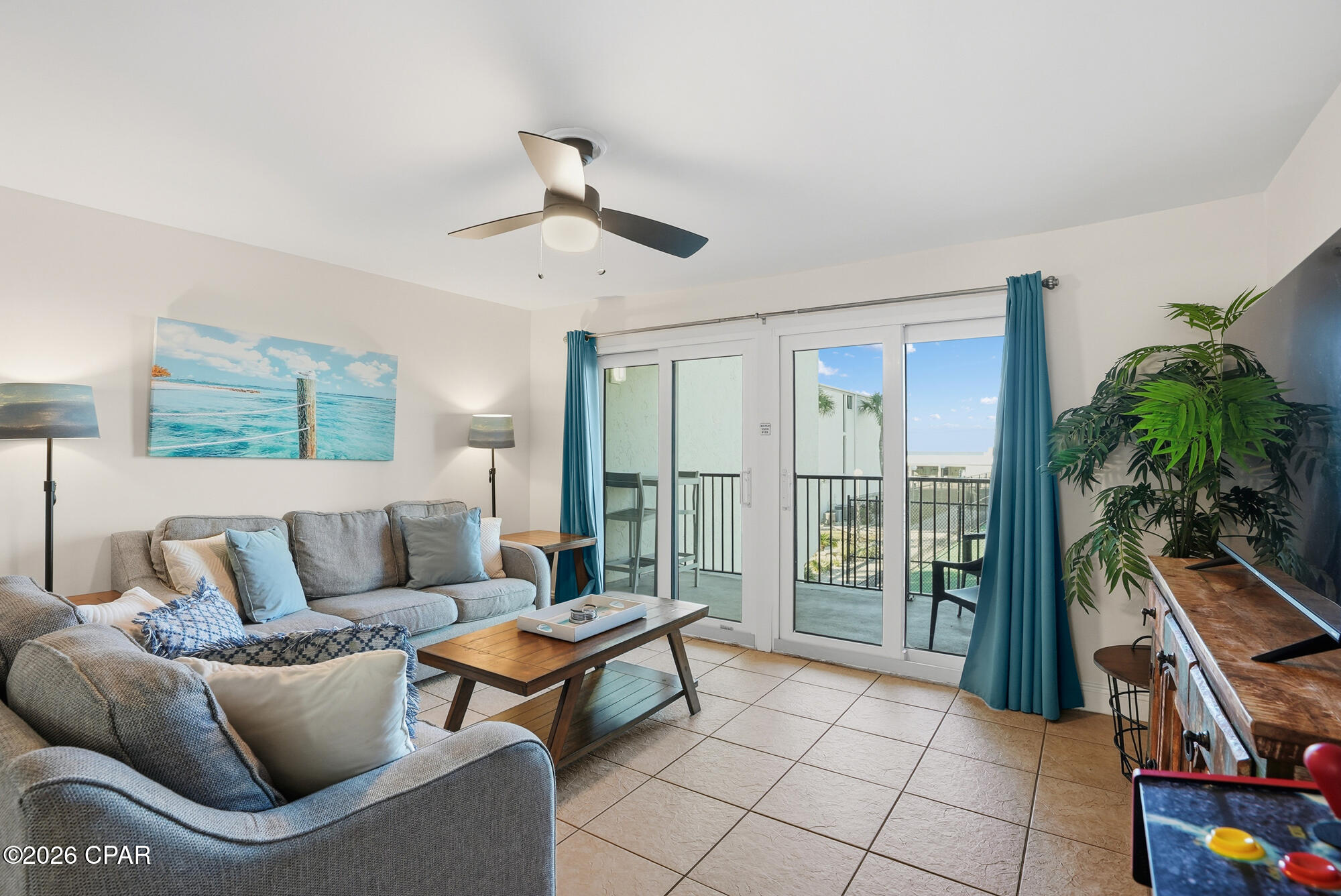 Image 3 For 8727 Thomas Drive A15