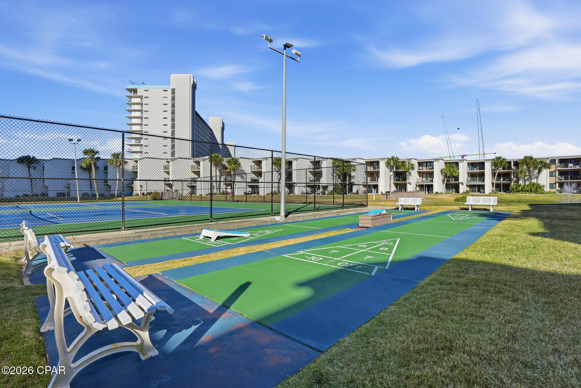 Image 35 For 8727 Thomas Drive A15