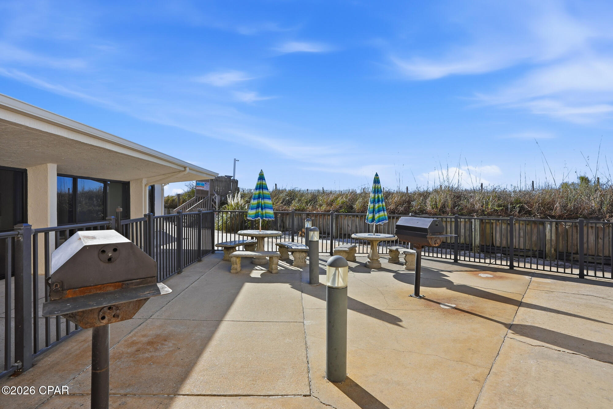 Image 40 For 8727 Thomas Drive A15