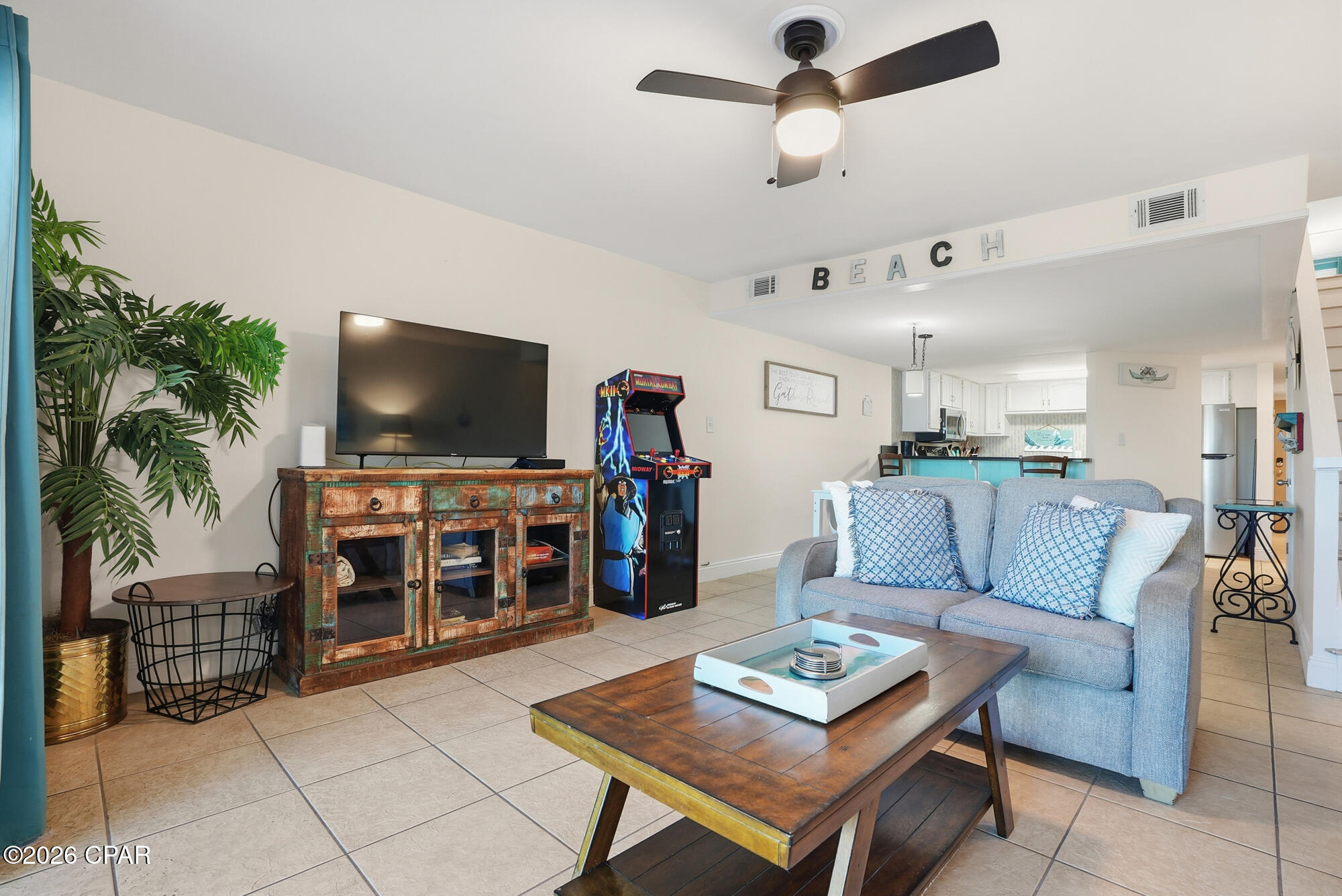 Image 5 For 8727 Thomas Drive A15