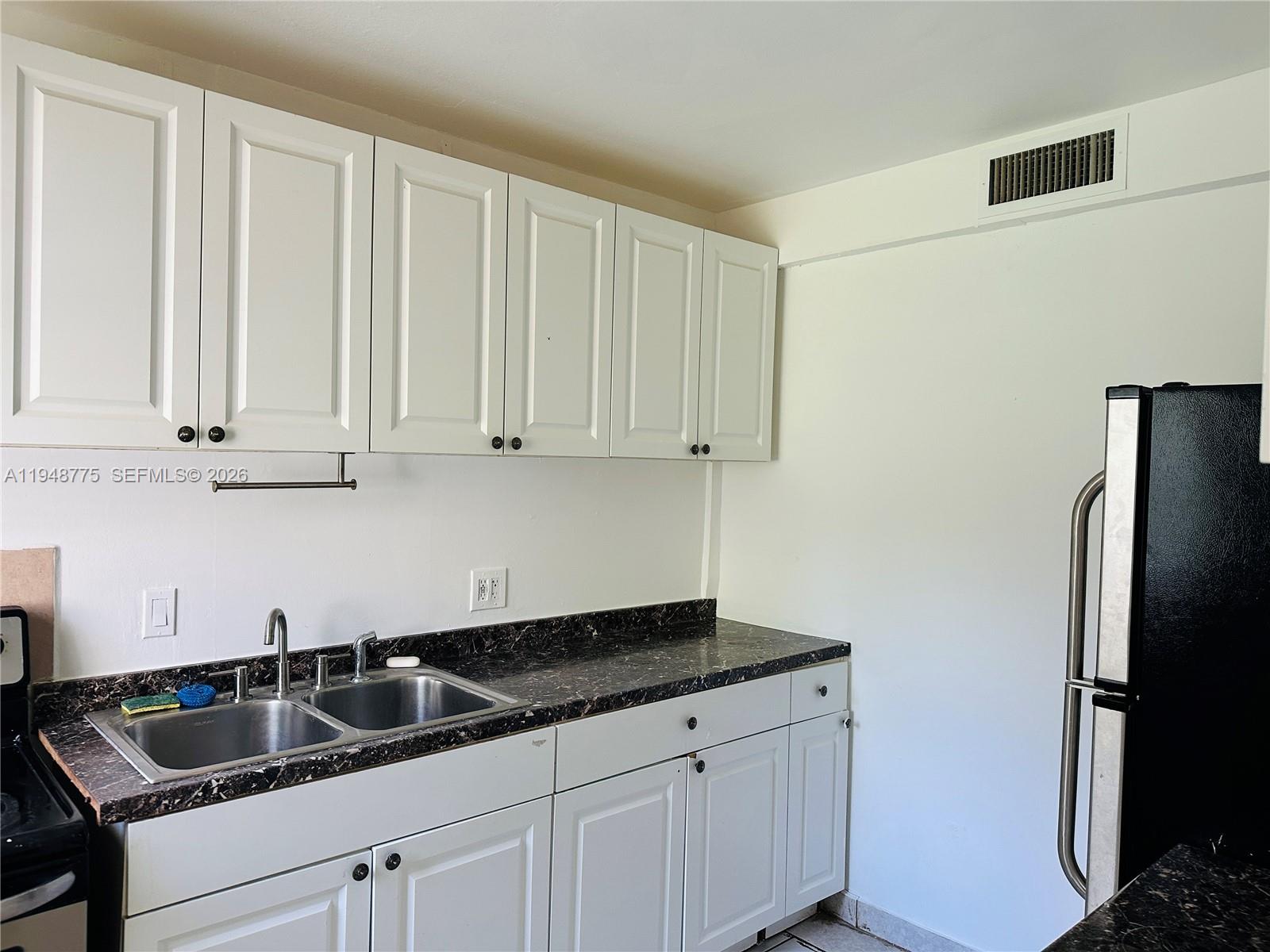 Designer master bathroom at 4548 33rd Ave - Home in Dania Beach
