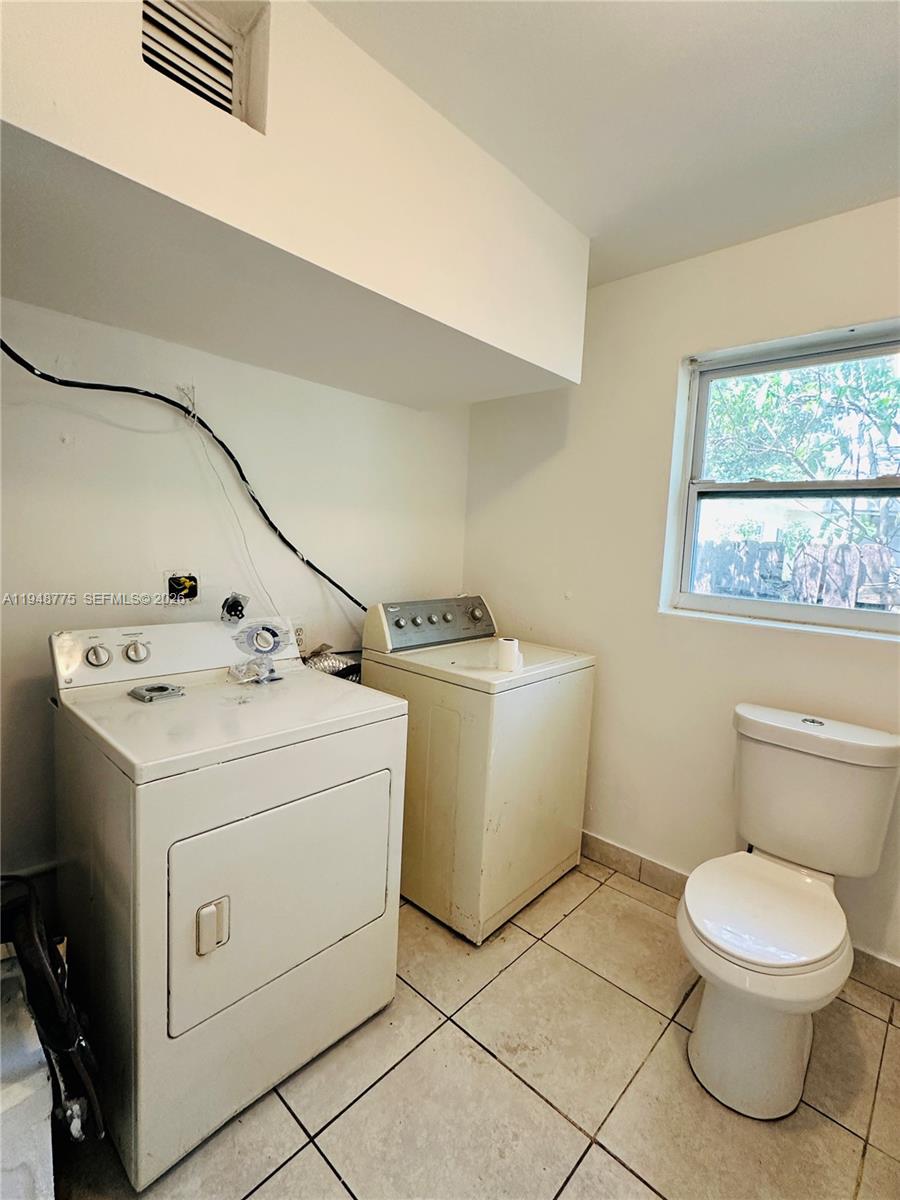 Designer master bathroom at 4548 33rd Ave - Home in Dania Beach