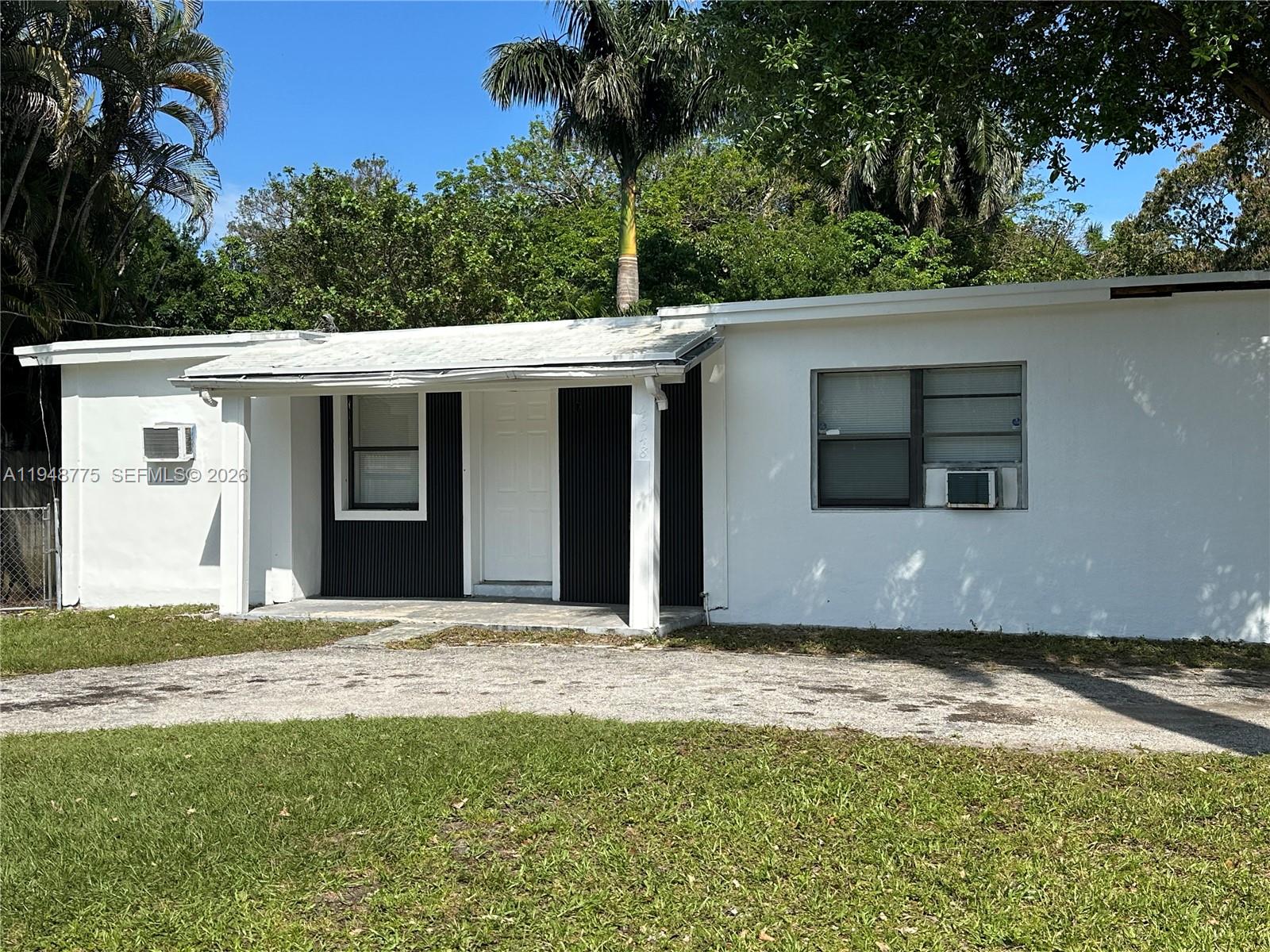 Bonus room and amenities at 4548 33rd Ave - Home in Dania Beach