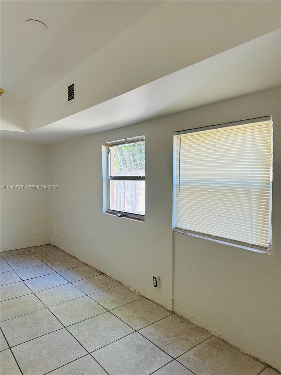 Bonus room and amenities at 4548 33rd Ave - Home in Dania Beach