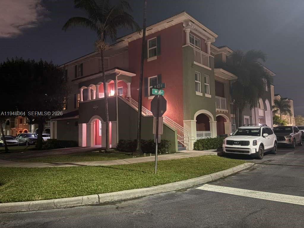 Promenade Shores At Doral