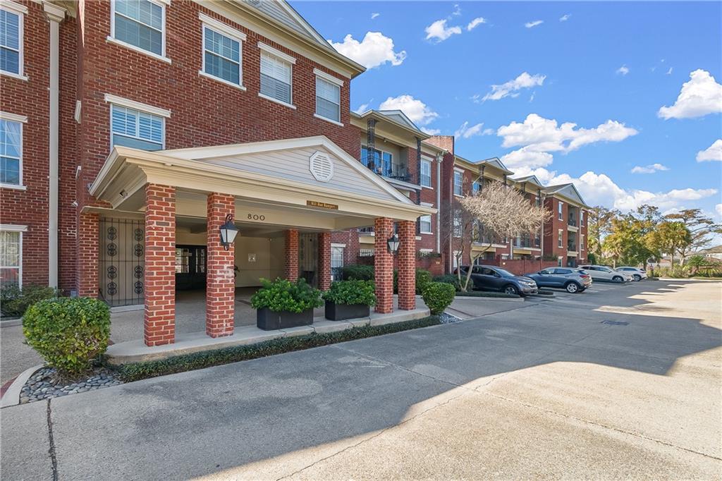 This luxury condominium offers effortless, low-maintenance living without compromising comfort or quality. The thoughtfully designed interior features two generously sized en-suite bedrooms, each with a walk-in closet, providing privacy and ample storage. The galley-style kitchen is equipped with granite countertops and new stainless steel appliances, ideal for both everyday living and entertaining.Sunlight fills the open living space, highlighting new flooring and creating a warm, inviting atmosphere. Two private balconies extend the living area outdoors, offering tranquil views and a peaceful setting for relaxation. With excellent storage throughout, this move-in-ready residence blends style and functionality.Located within a gated community with 24-hour security, the property enjoys a central location with convenient access to shopping, dining, healthcare facilities, and nearby parks. Residents benefit from an array of amenities, including a professionally maintained swimming pool, tennis courts, and a community club room perfect for social gatherings. Beautifully landscaped common areas further enhance the sense of community.This exceptional residence combines thoughtful design, premium amenities, and a prime location to deliver a lifestyle defined by comfort, security, and convenience.