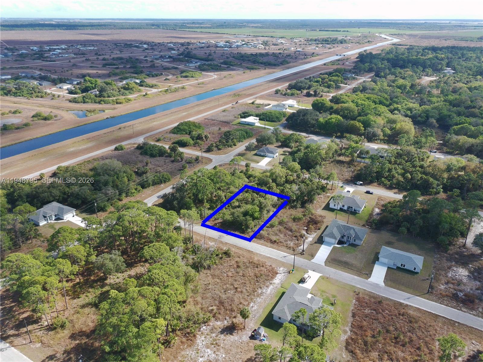 Port Labelle Unit 12