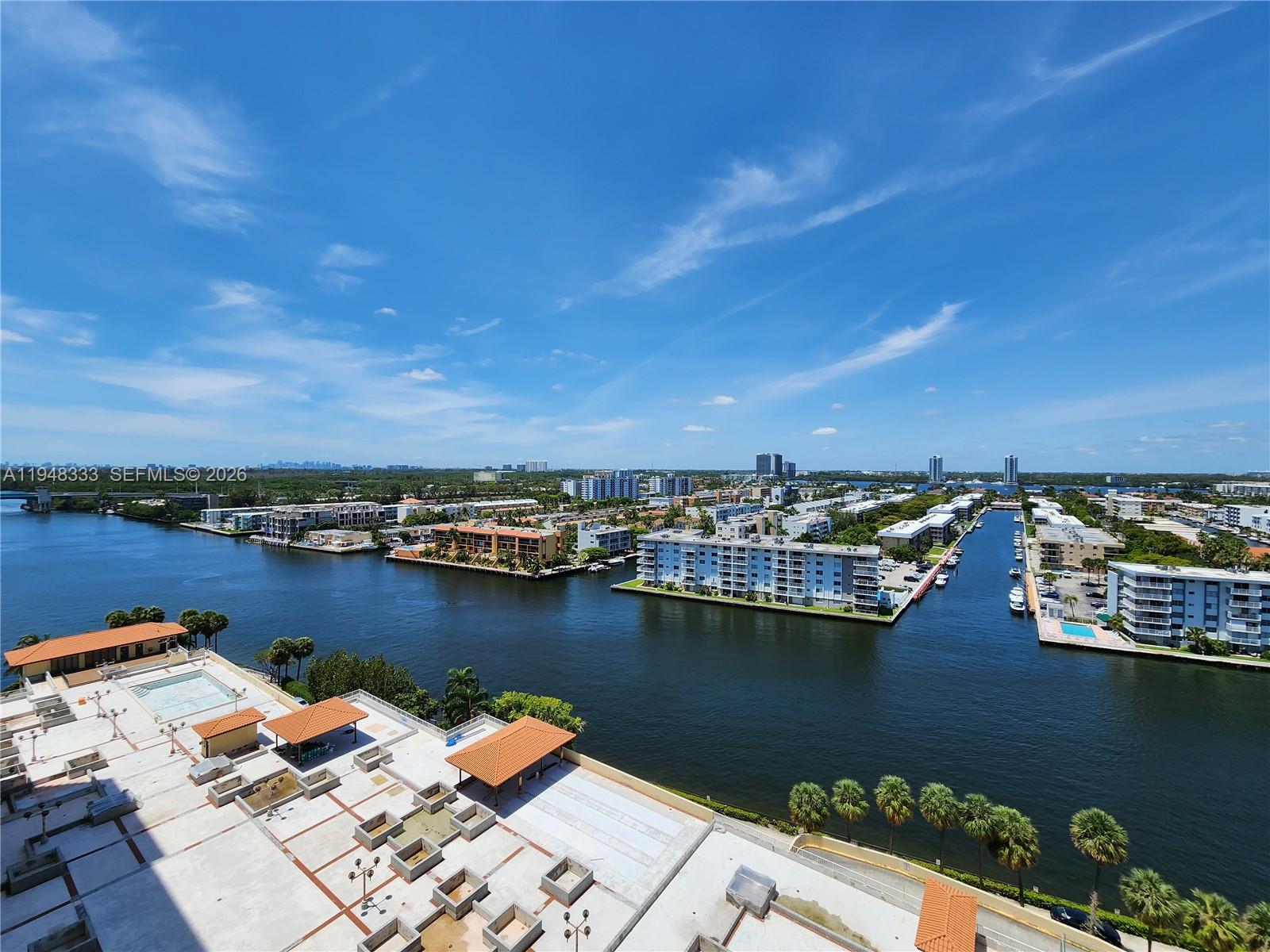 Winston Towers 700 Condo