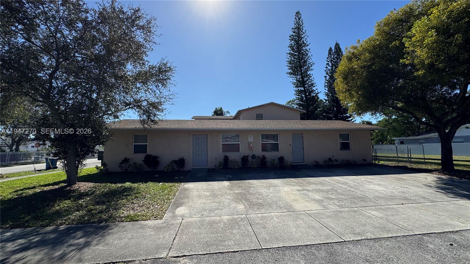 North West Lauderdale Add