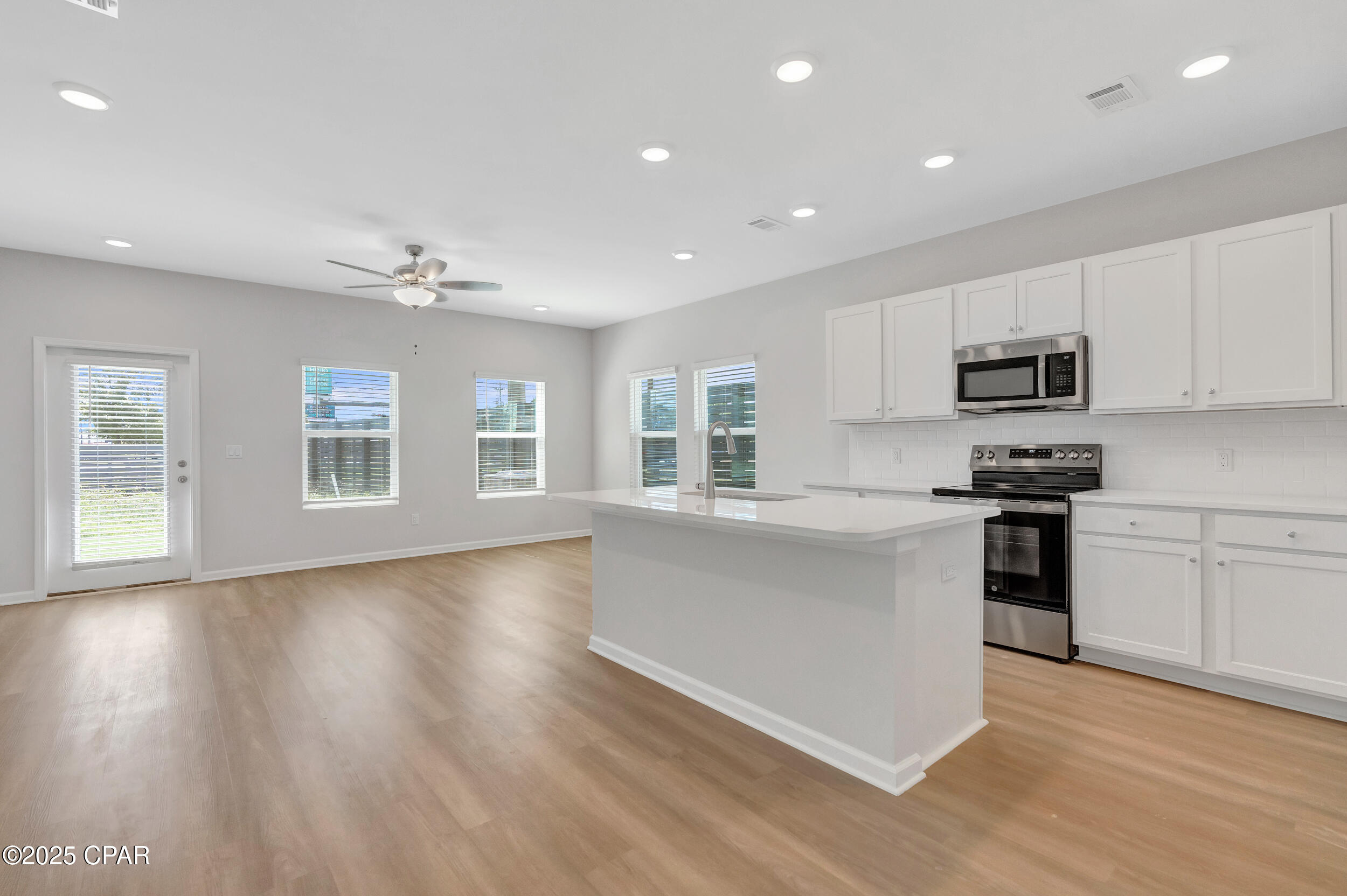 Image 4 For 7663 Lumen Lane 3