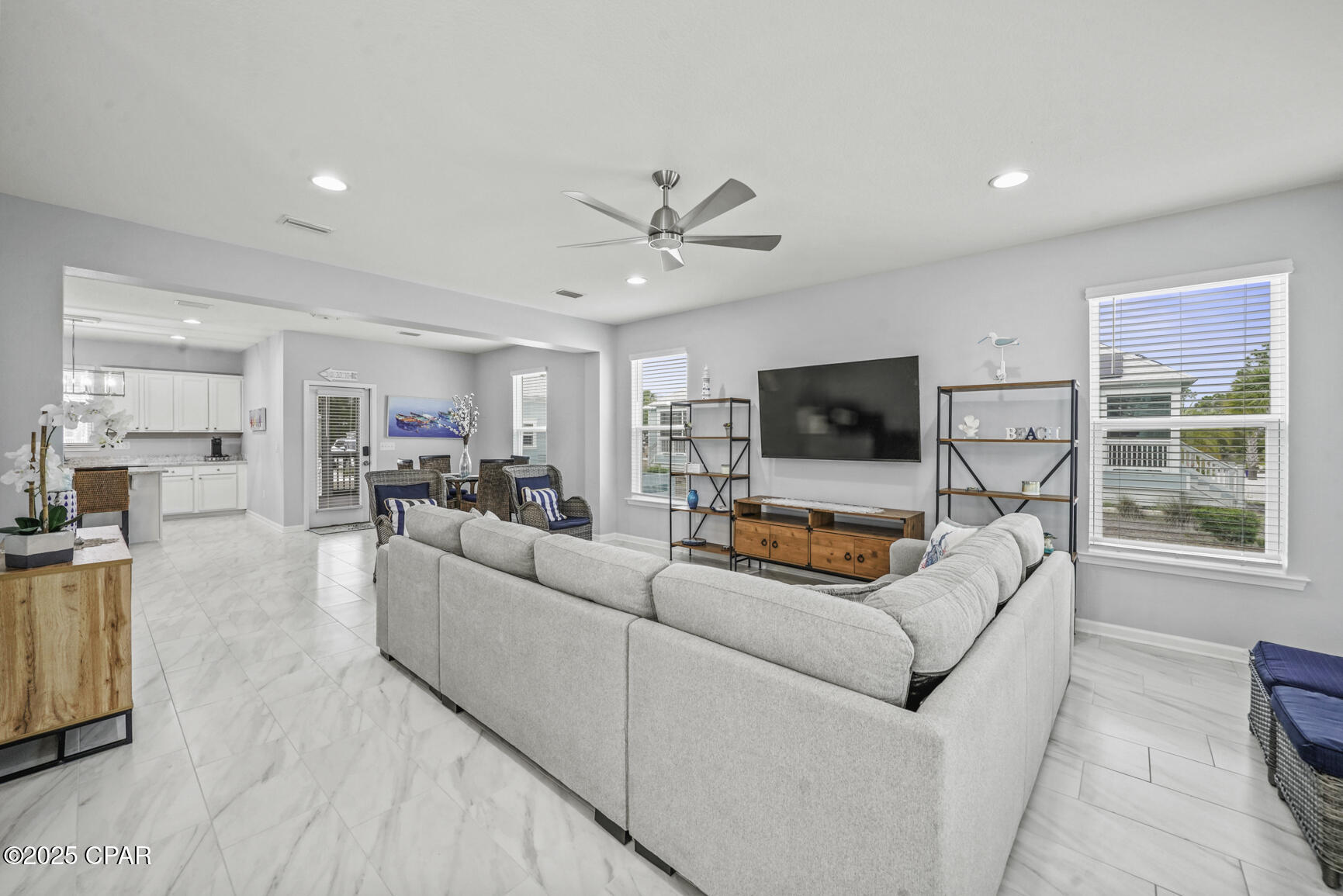 Image 5 For 102 Washboard Court