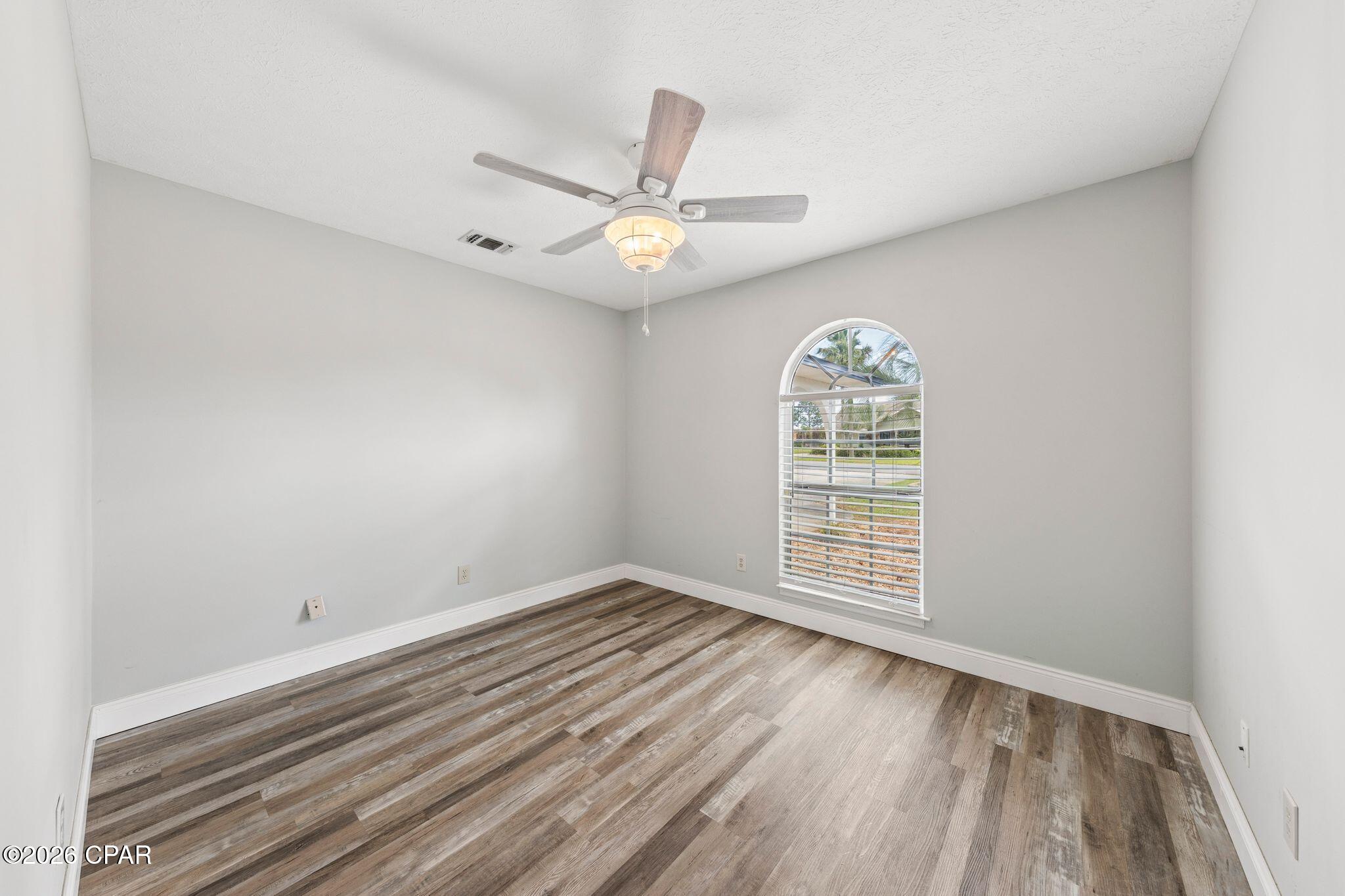 Image 34 For 206 Nancy Avenue