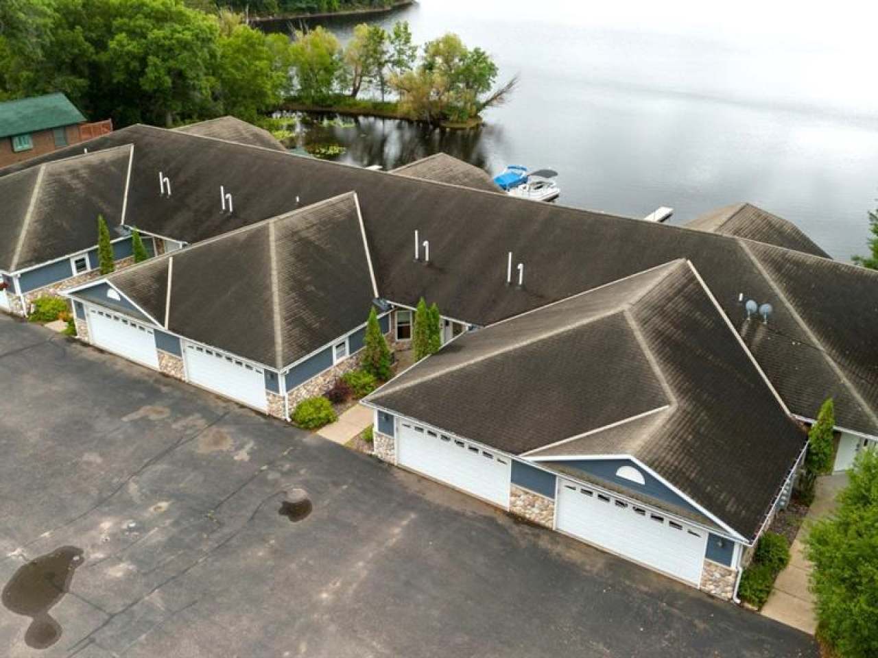 Lake Nokomis Property #6-9811 Deer Trail Rd Photo 41