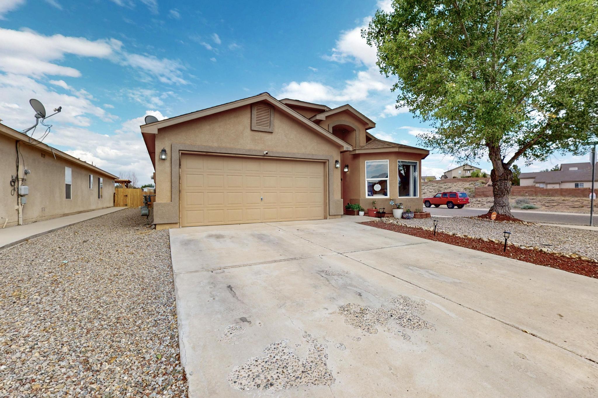 108 Avenida Jardin Los Lunas, NM 87031