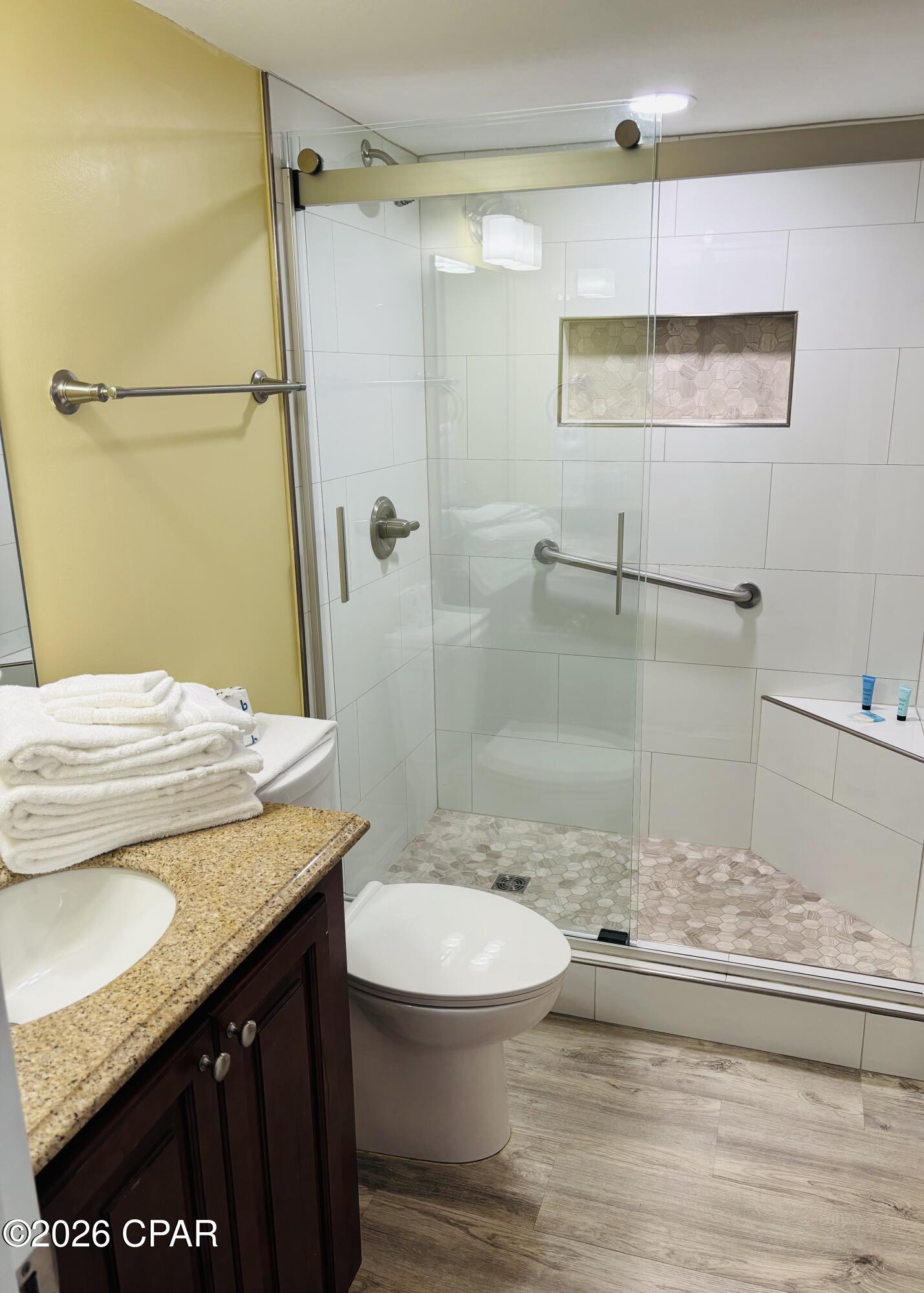 Image 15 For 4425 Thomas Drive 516