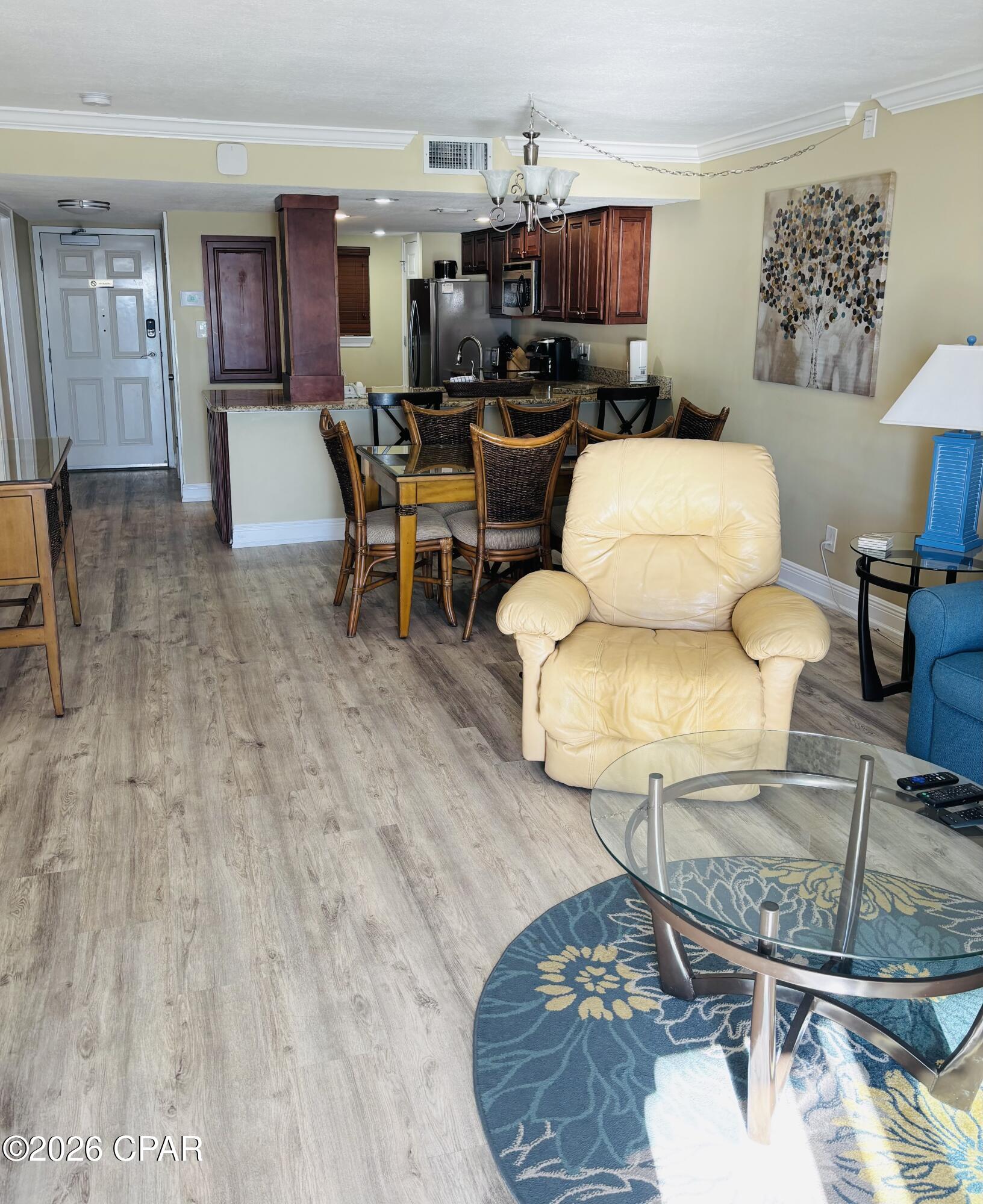 Image 9 For 4425 Thomas Drive 516