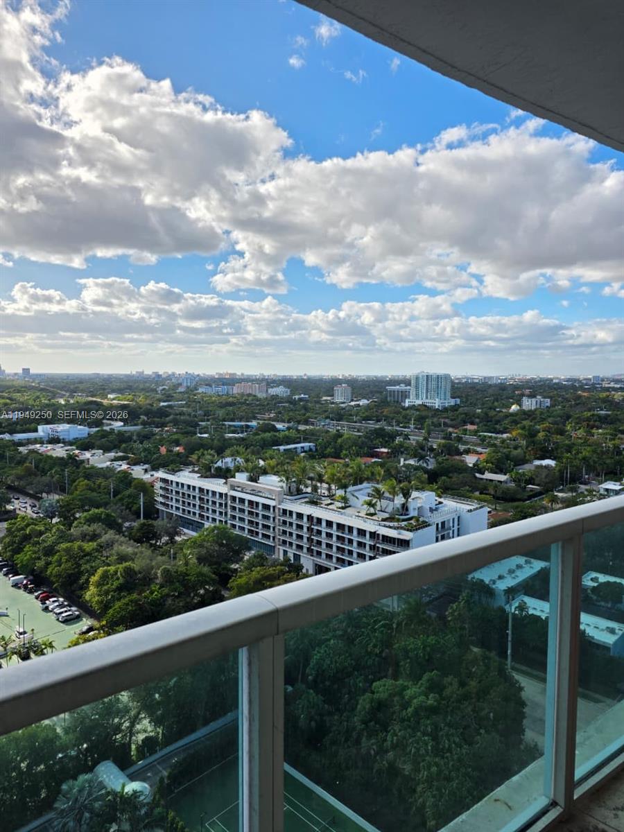 2101 Brickell Ave #2110, Miami FL 33129