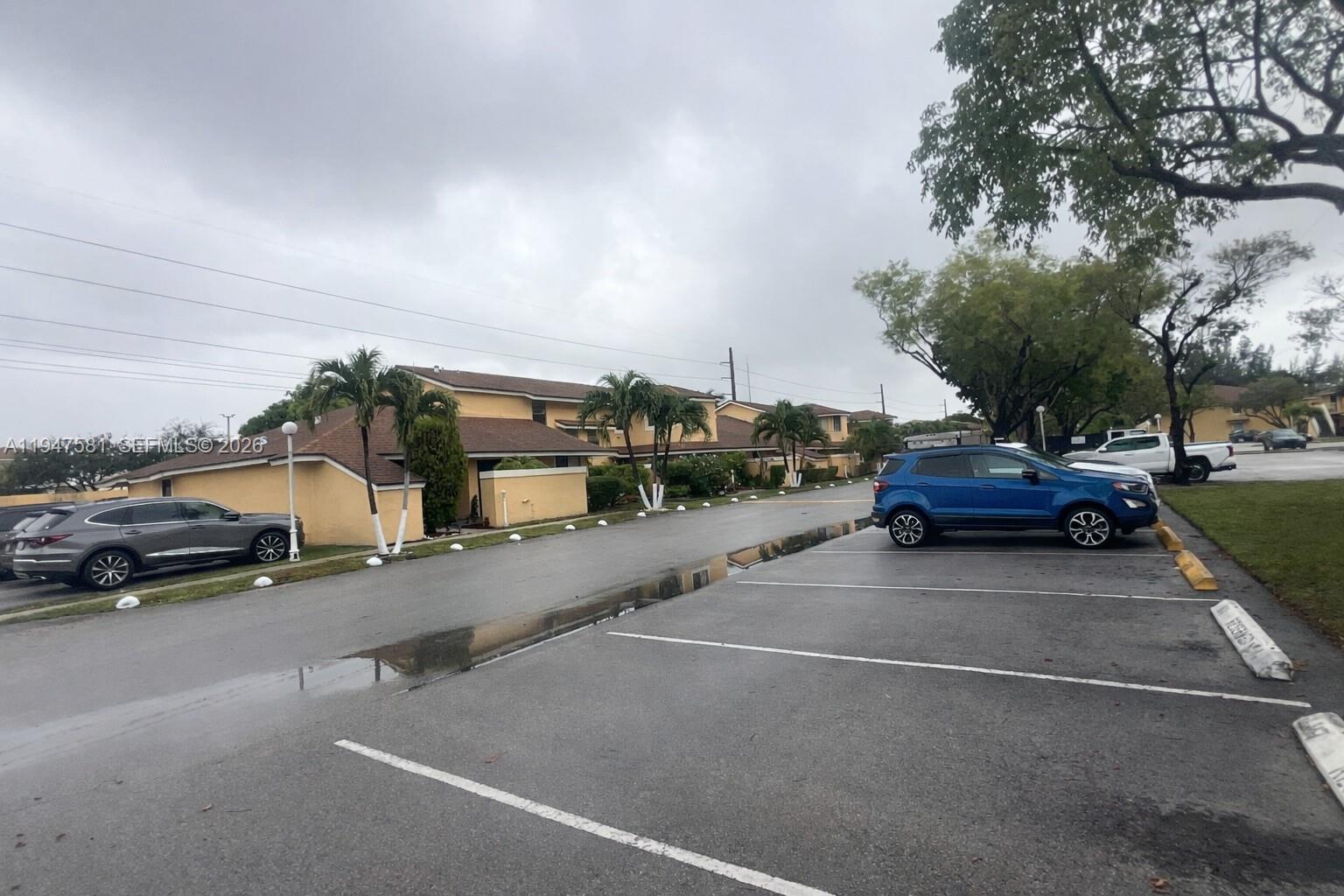 Homes for sale in Miami Gardens, FL | 500 214th St, Miami Gardens, FL 33169 | Houzeo