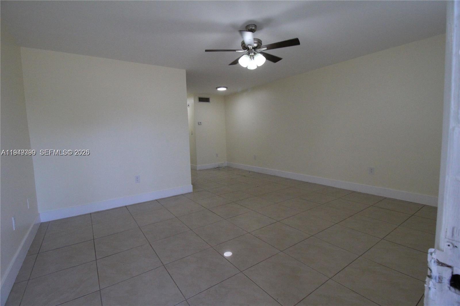 Homes for sale in Miami Gardens, FL | 301 Nw 177Th St #107, Miami Gardens, FL 33169 | MLS# A11949399