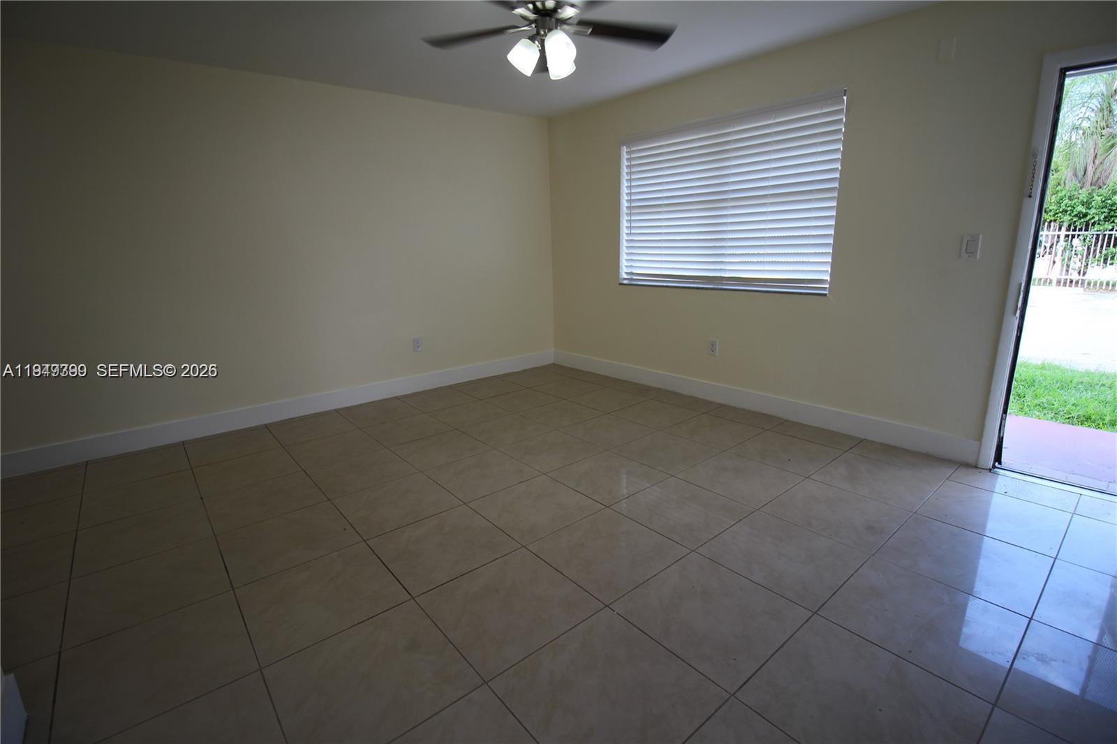 Homes for sale in Miami Gardens, FL | 301 Nw 177Th St #107, Miami Gardens, FL 33169 | MLS# A11949399