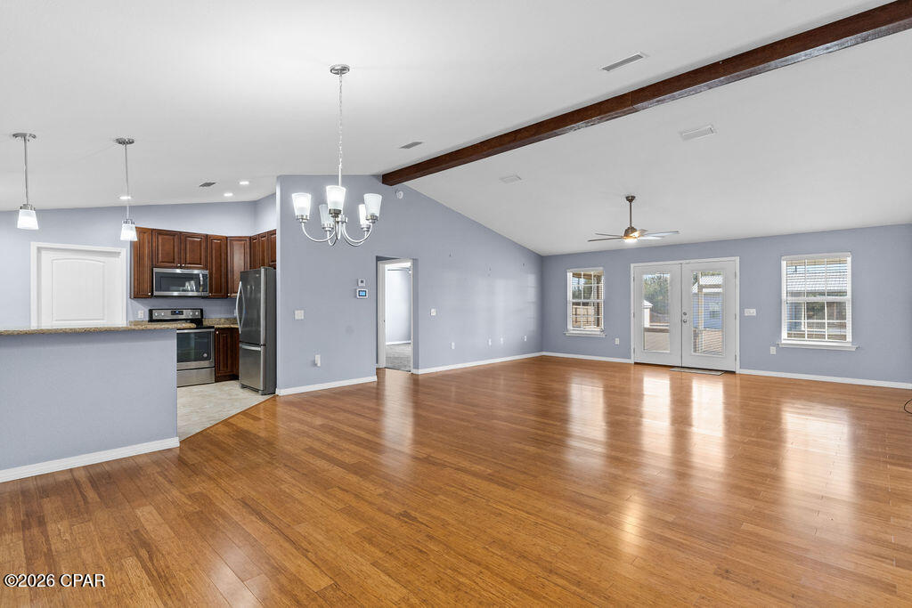 Image 11 For 561 Lakepointe Drive