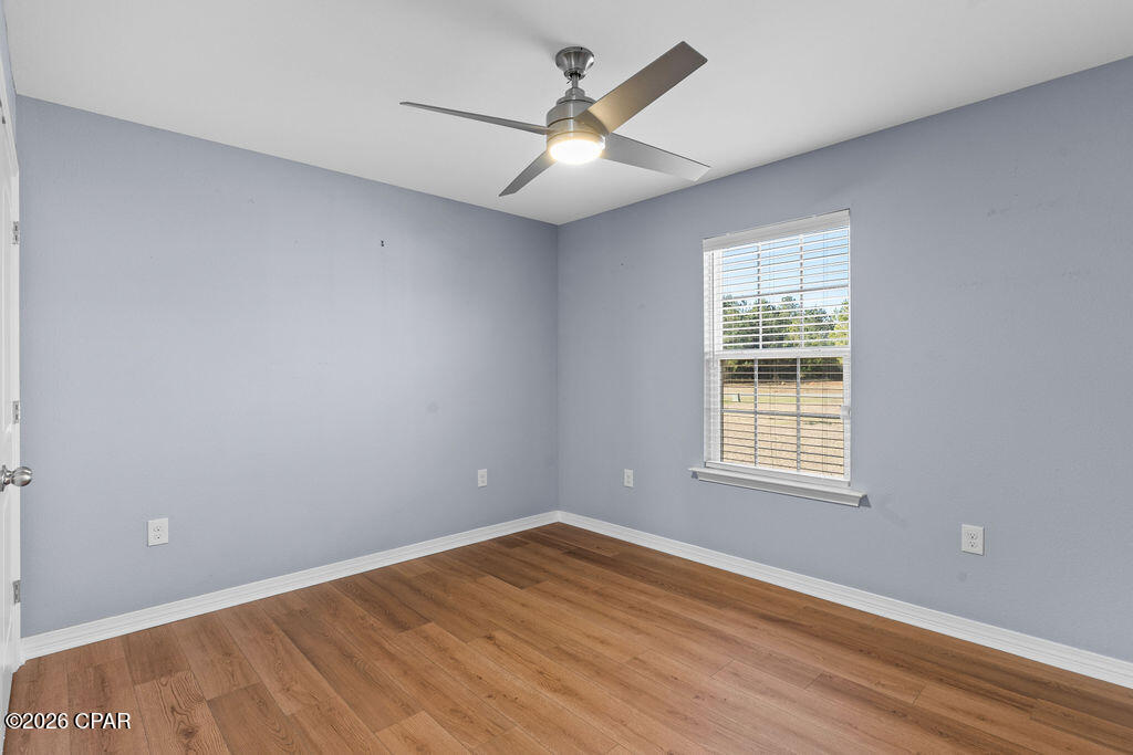 Image 16 For 561 Lakepointe Drive