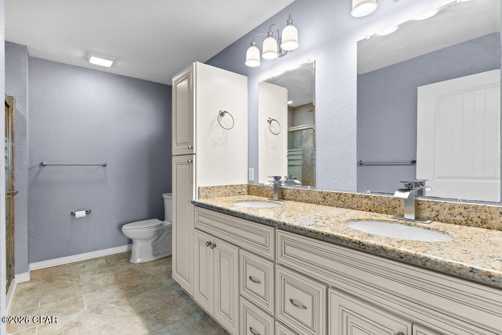 Image 27 For 561 Lakepointe Drive