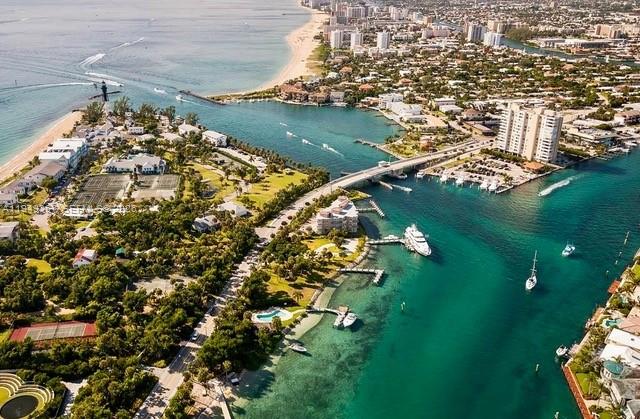 Hillsboro Shores Executiv