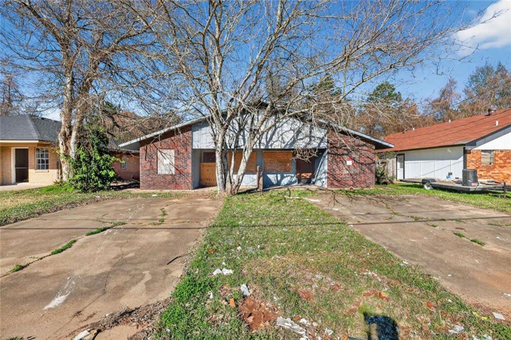 Homes for sale in Alexandria, LA | 5308 Laccasine Dr, Alexandria, LA 71301 | MLS# 2539287