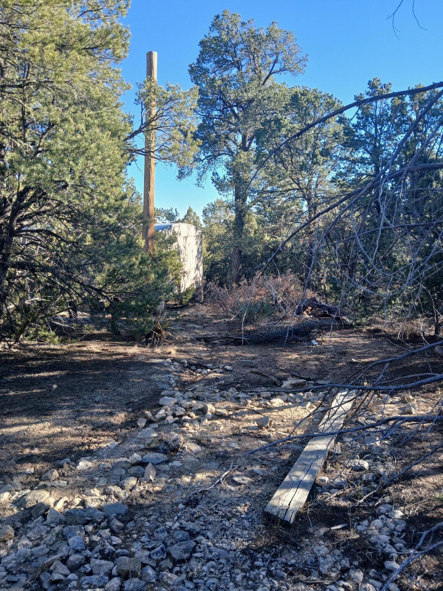 Photo 1 of Sale Pending at 28 Tebbetts Rd, Edgewood, NM 87015 | MLS# 1097057 | Listing updated on 2026-10-26