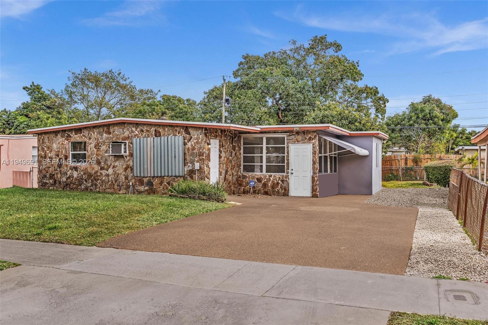 Lauderdale Manor Homesite