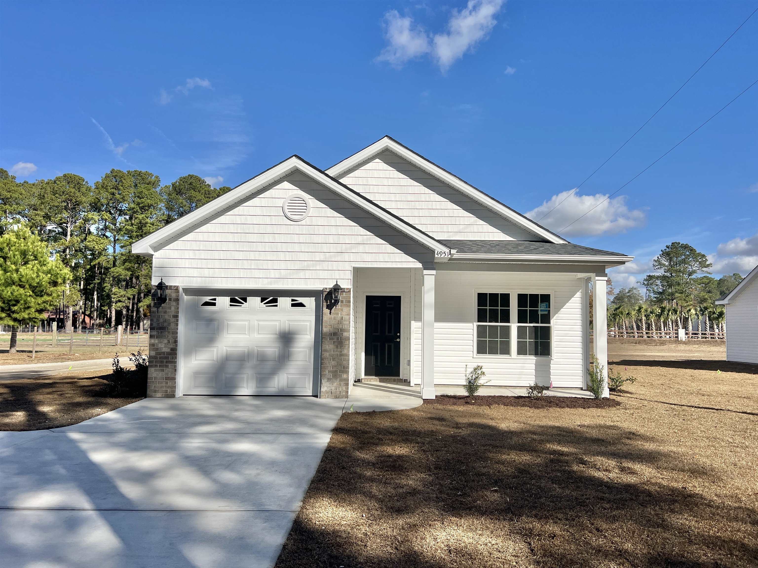 1025 Flag Patch Rd. Loris, SC 29569