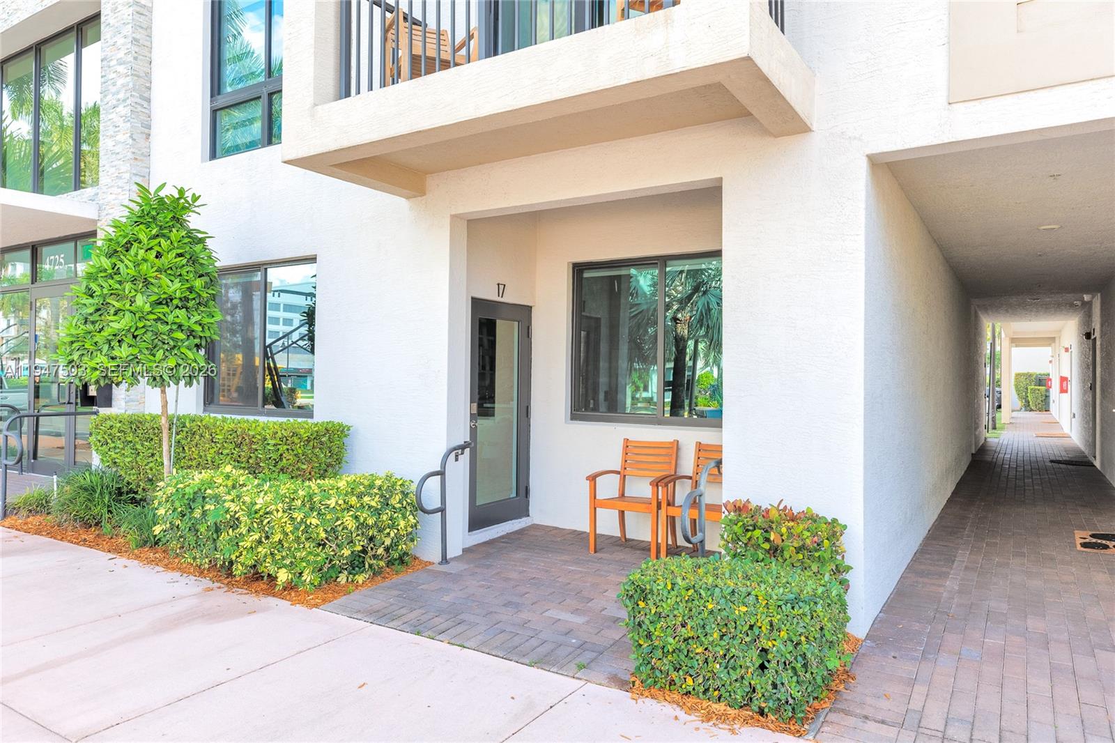 Urbana At The Residences