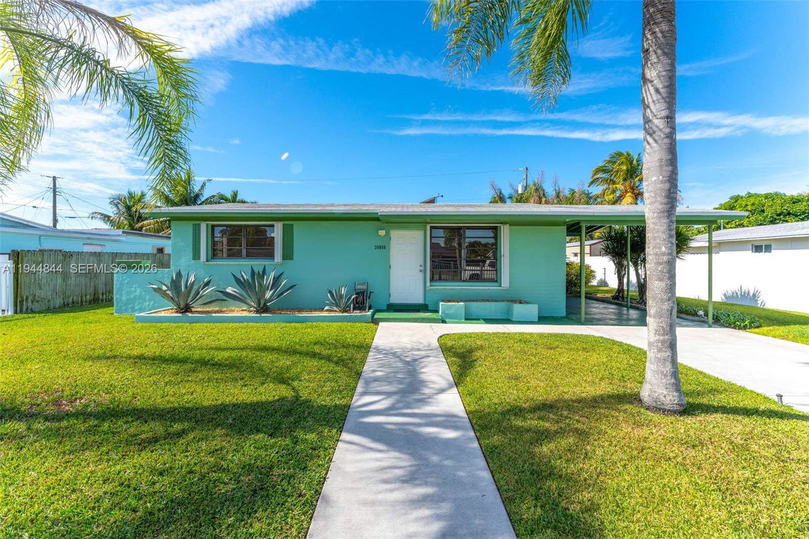 Homestead Lake Pk Homes 1