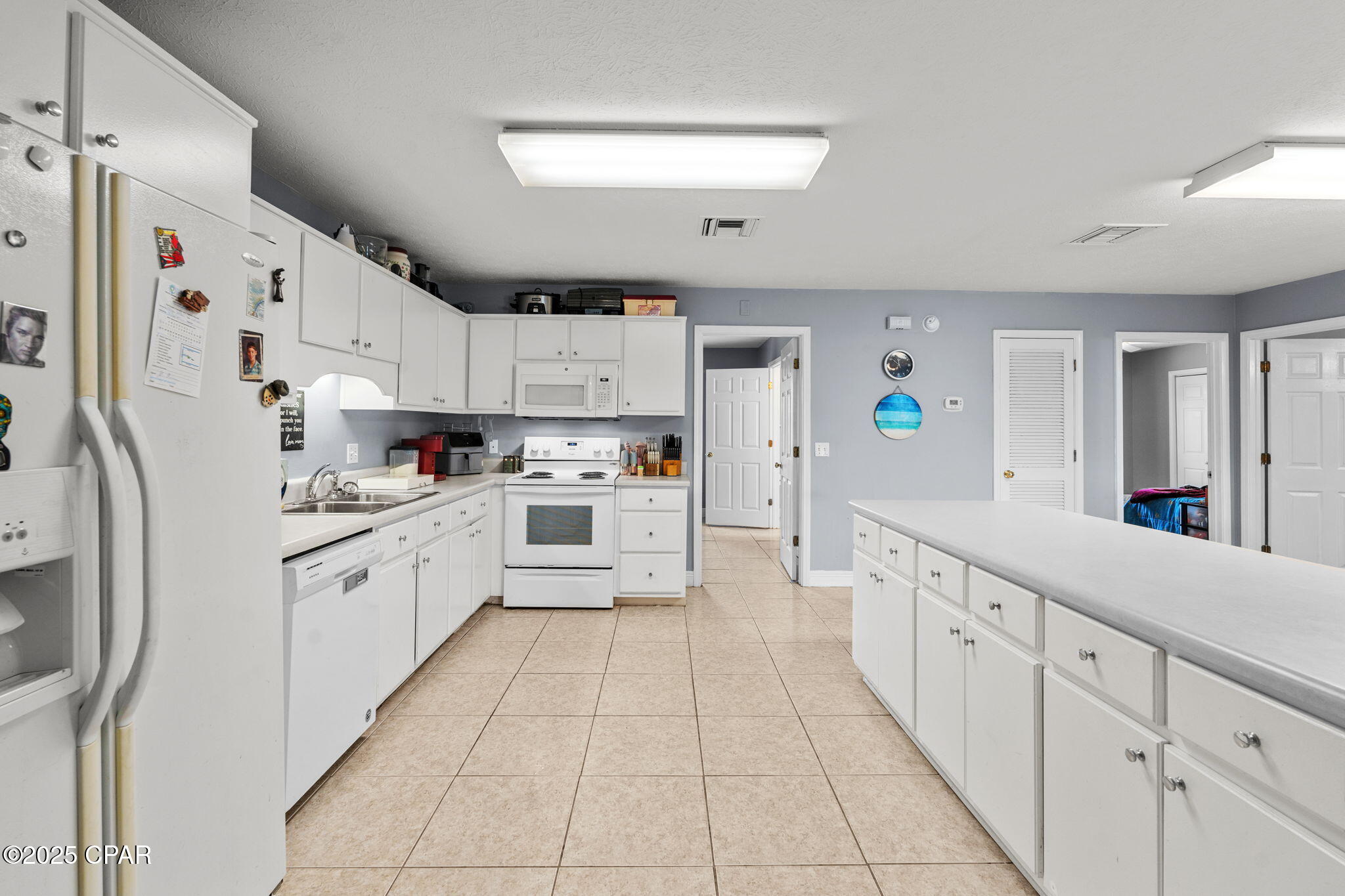 Image 9 For 897 Beach Way