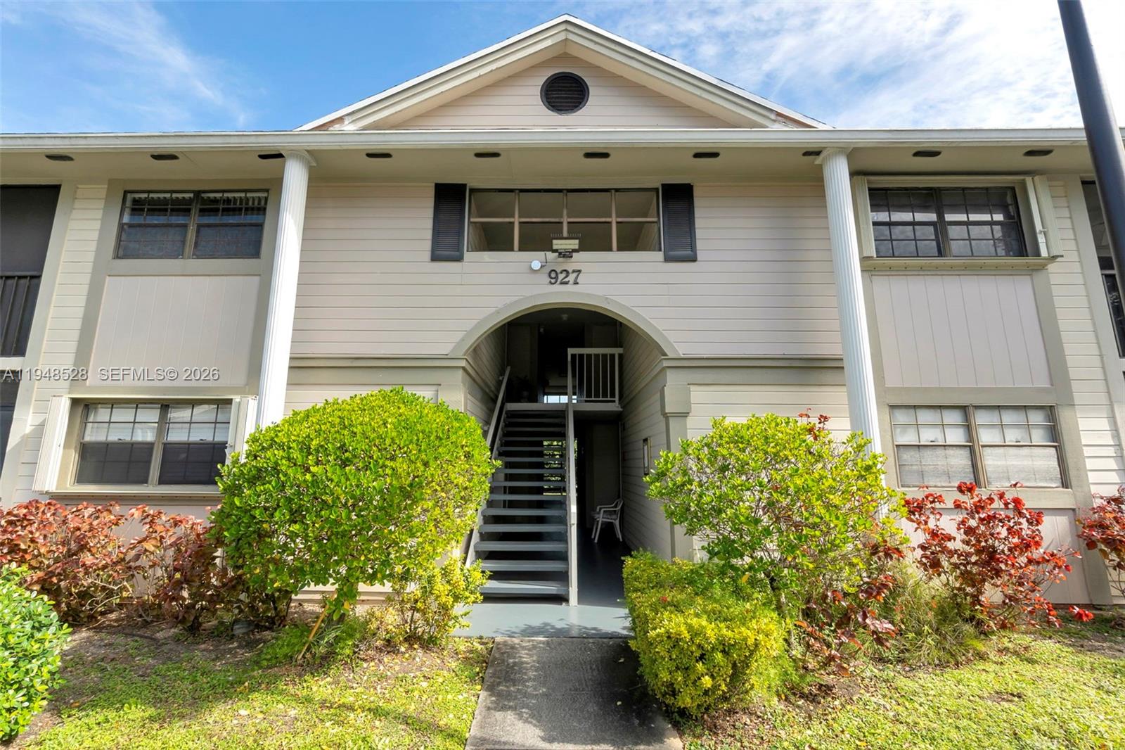 Carmel California Club Co